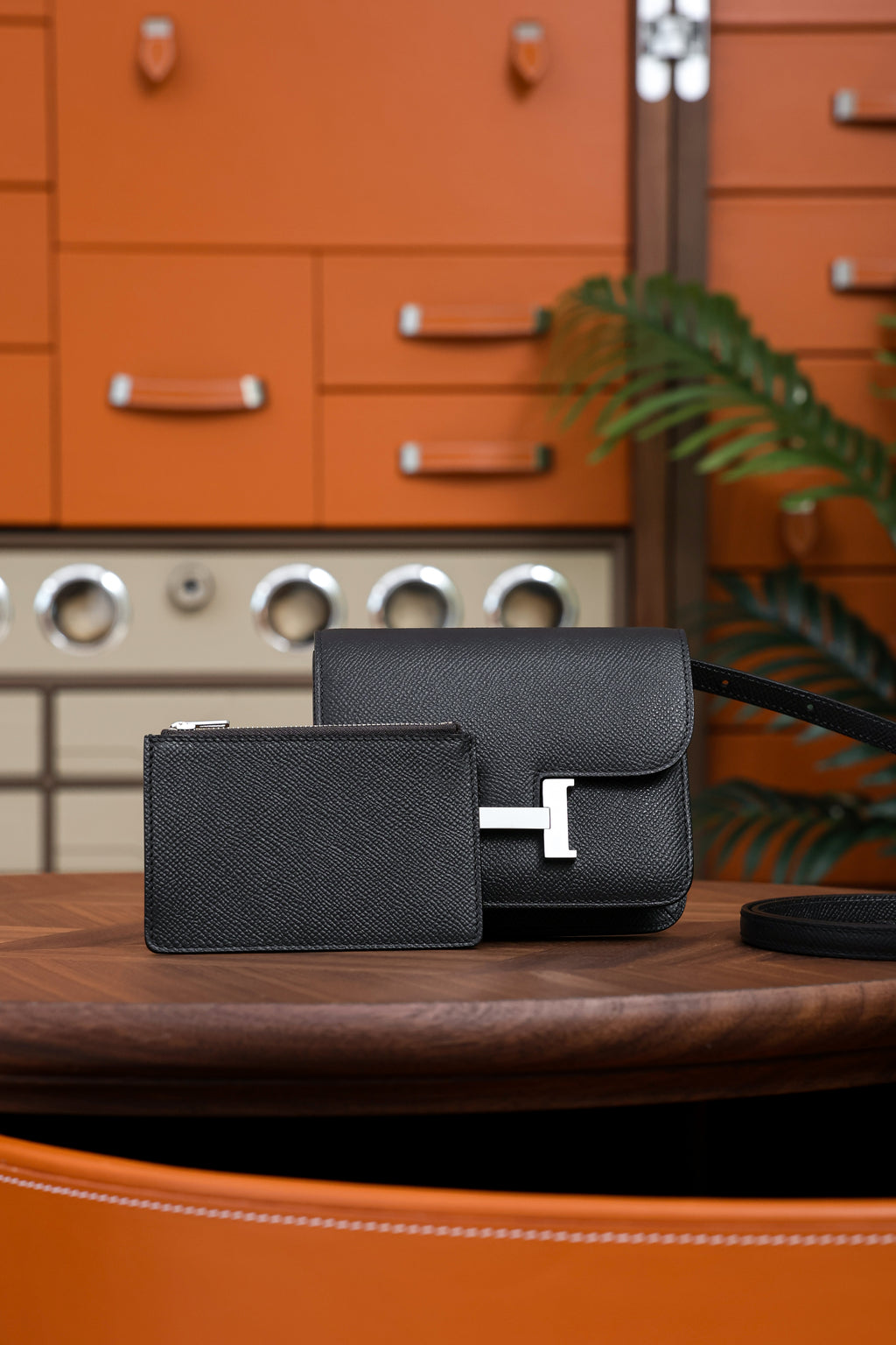 Constance- All Handmade Golden / Sliver Noir ep leather