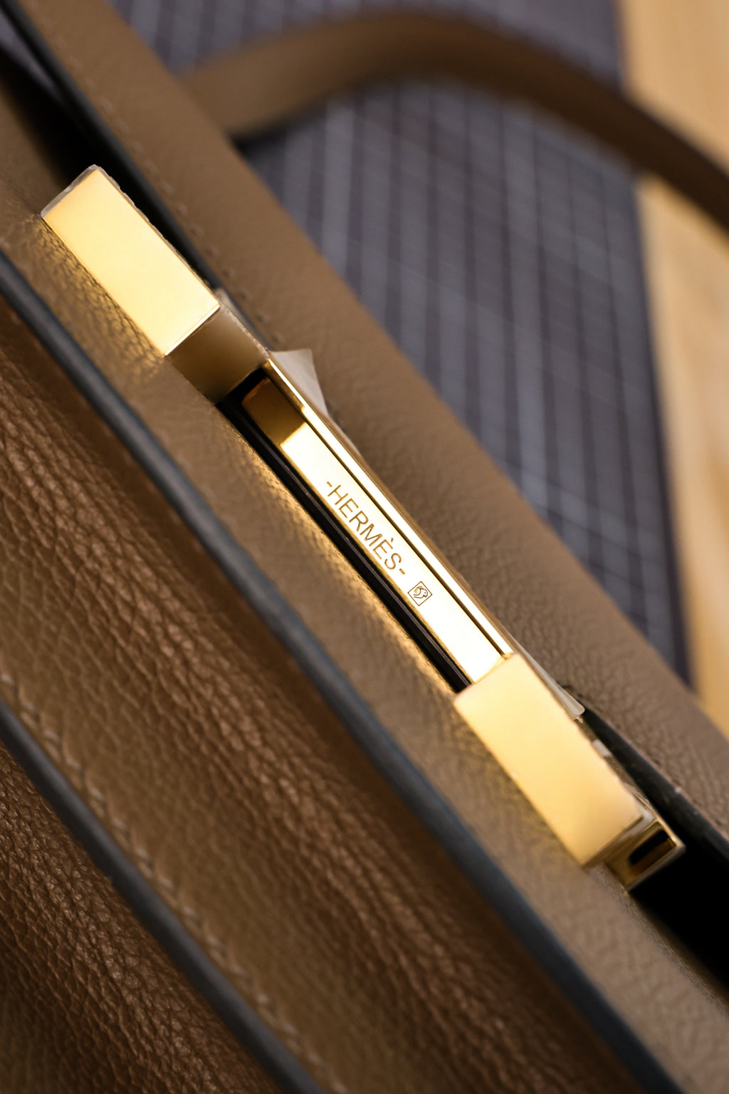 Constance- All Handmade Golden / Sliver Hardware  Beige de Weimar Ep eather