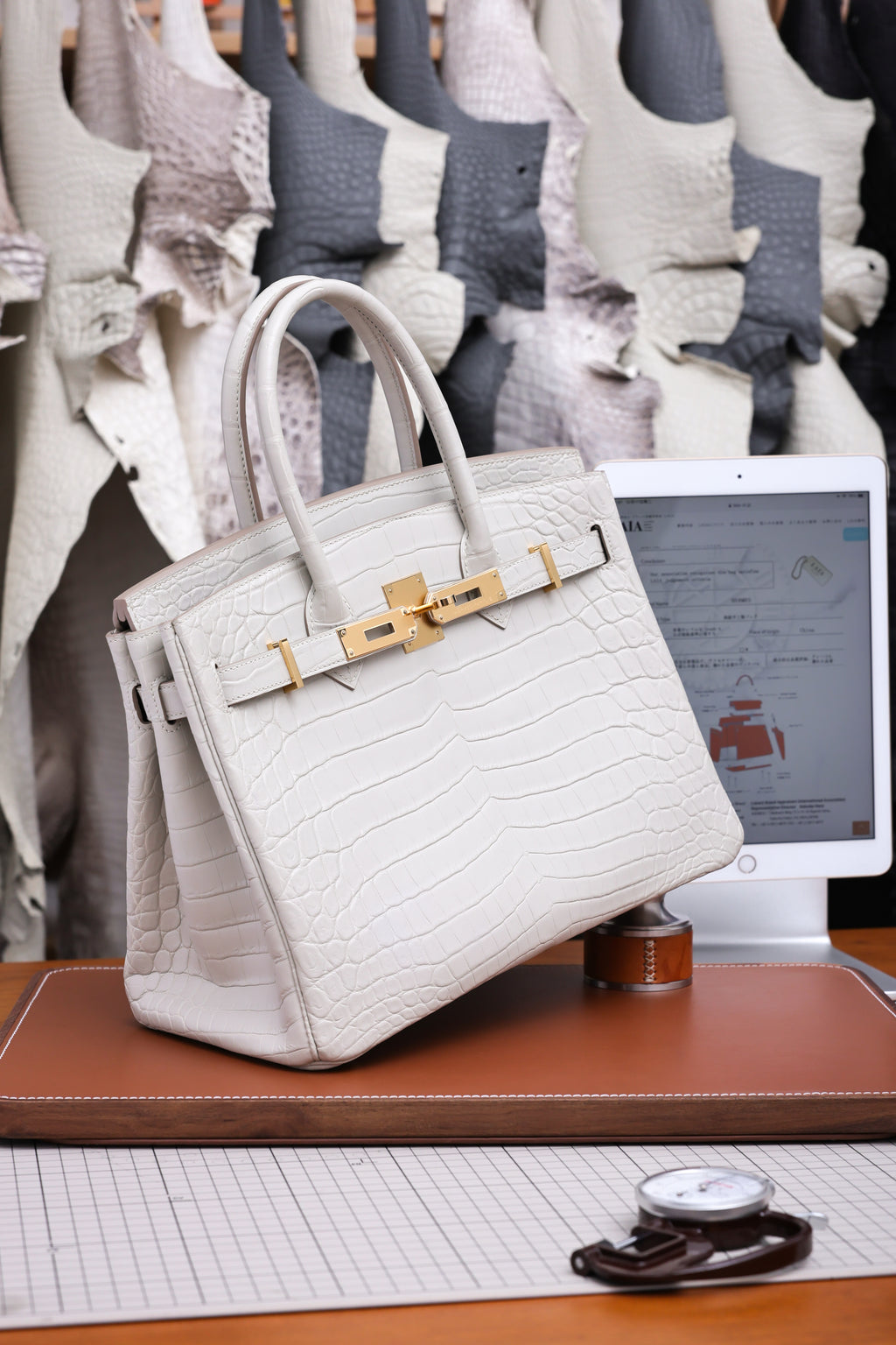 BK-2024 All Handmade Golden / Sliver Hardware Blanc  Matte Nile crocodile leather
