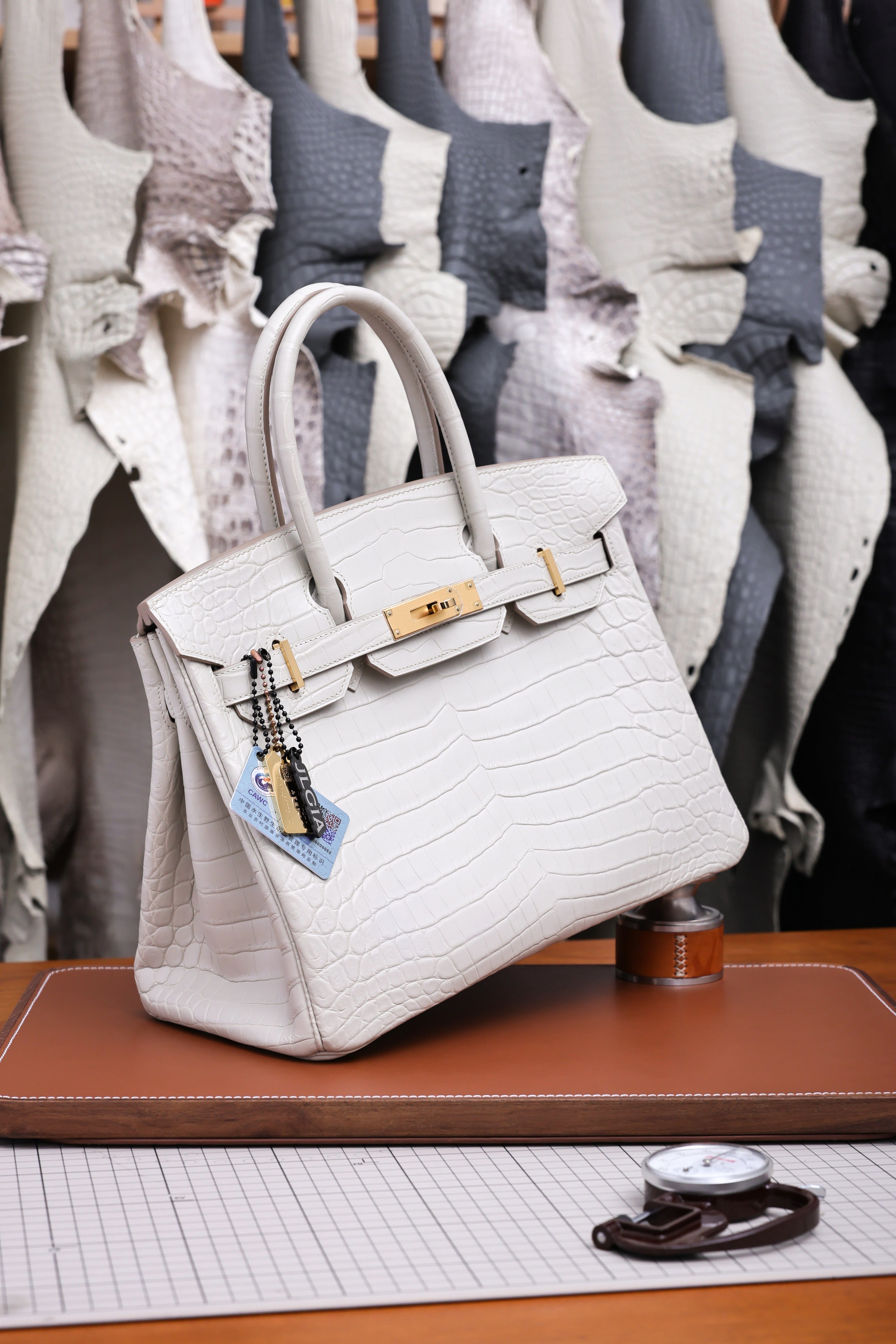 BK-2024 All Handmade Golden / Sliver Hardware Blanc  Matte Nile crocodile leather