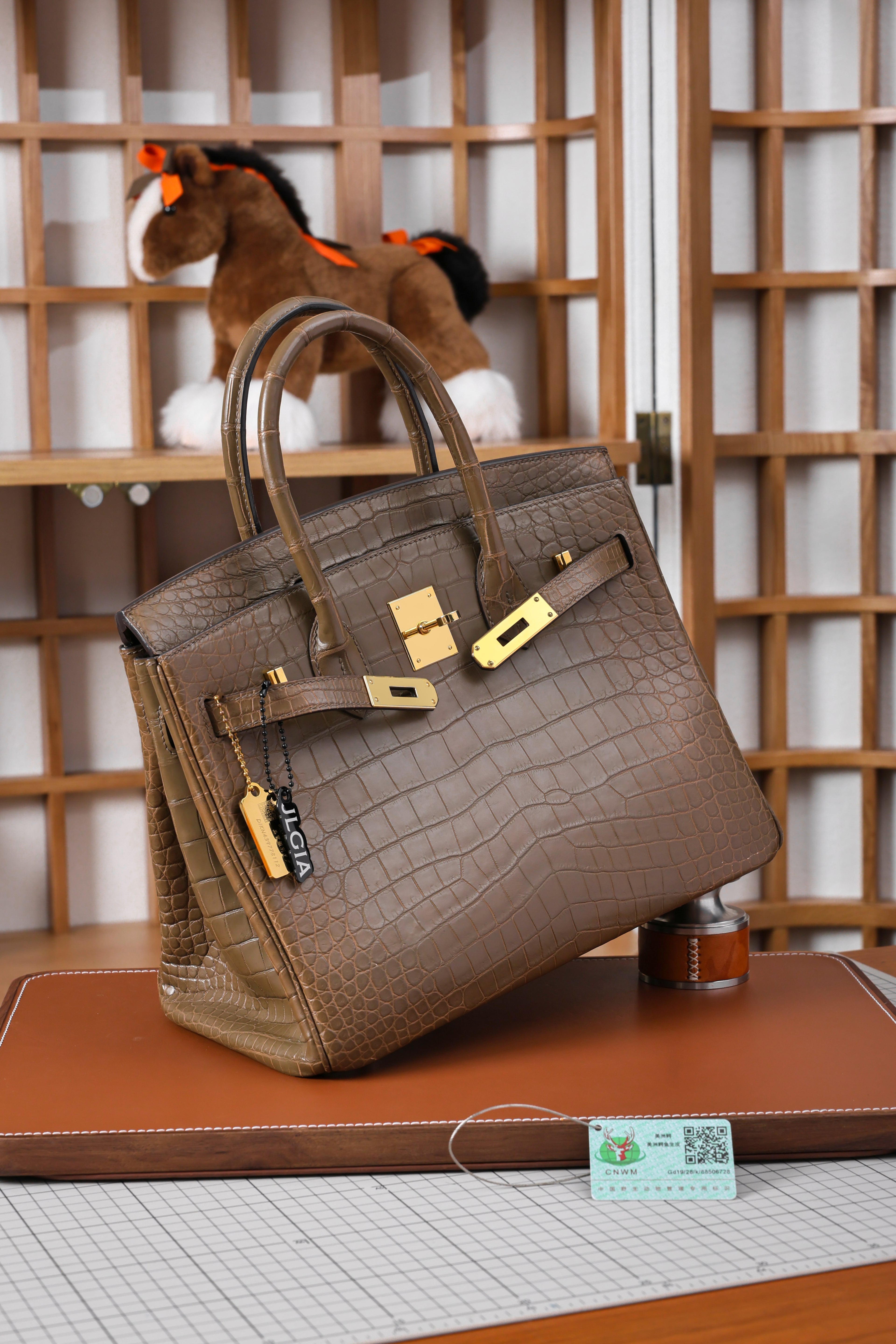 BK-2024 All Handmade Golden / Sliver Hardware  Etoupe Matte Porosus Crocodile leather