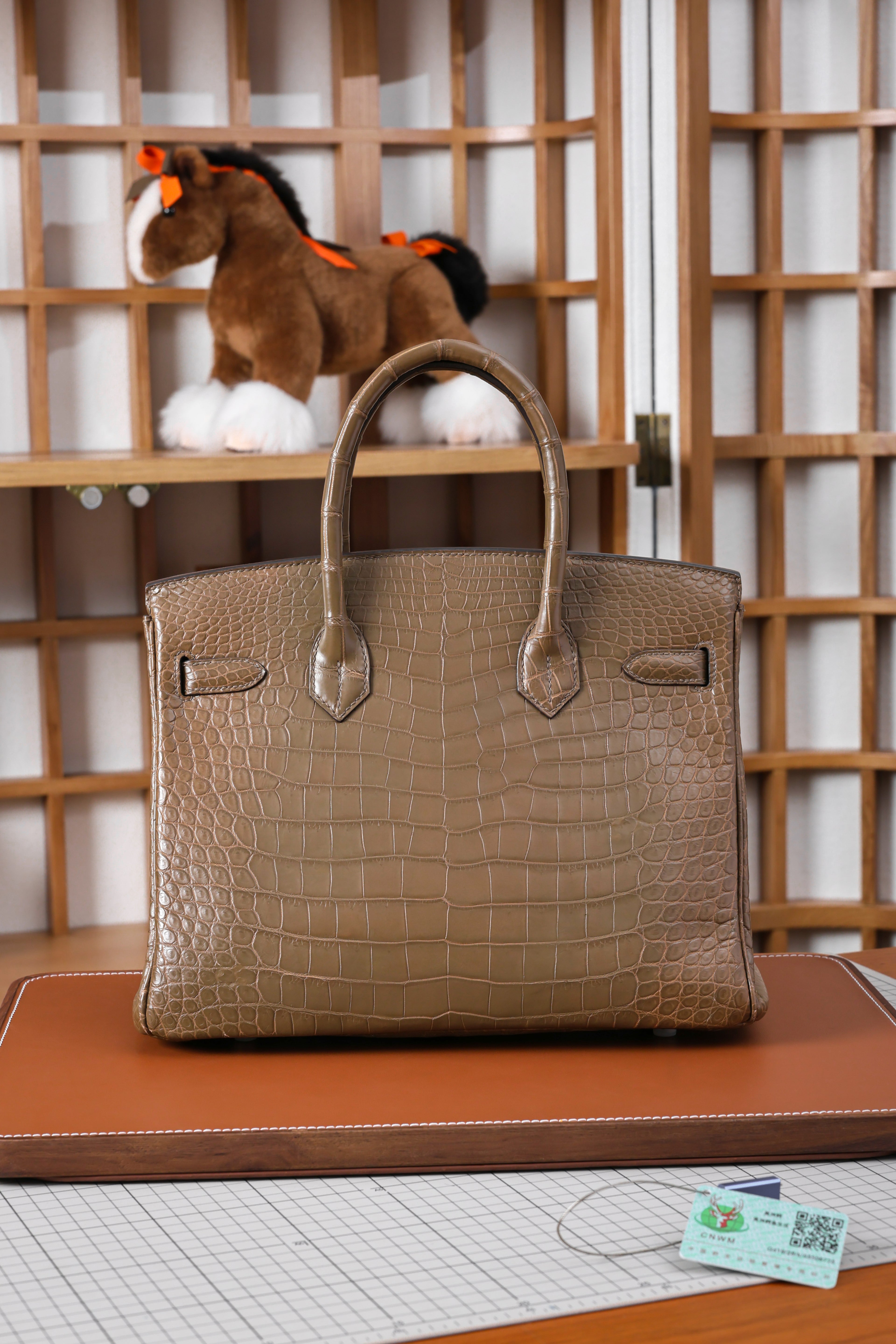 BK-2024 All Handmade Golden / Sliver Hardware  Etoupe Matte Porosus Crocodile leather