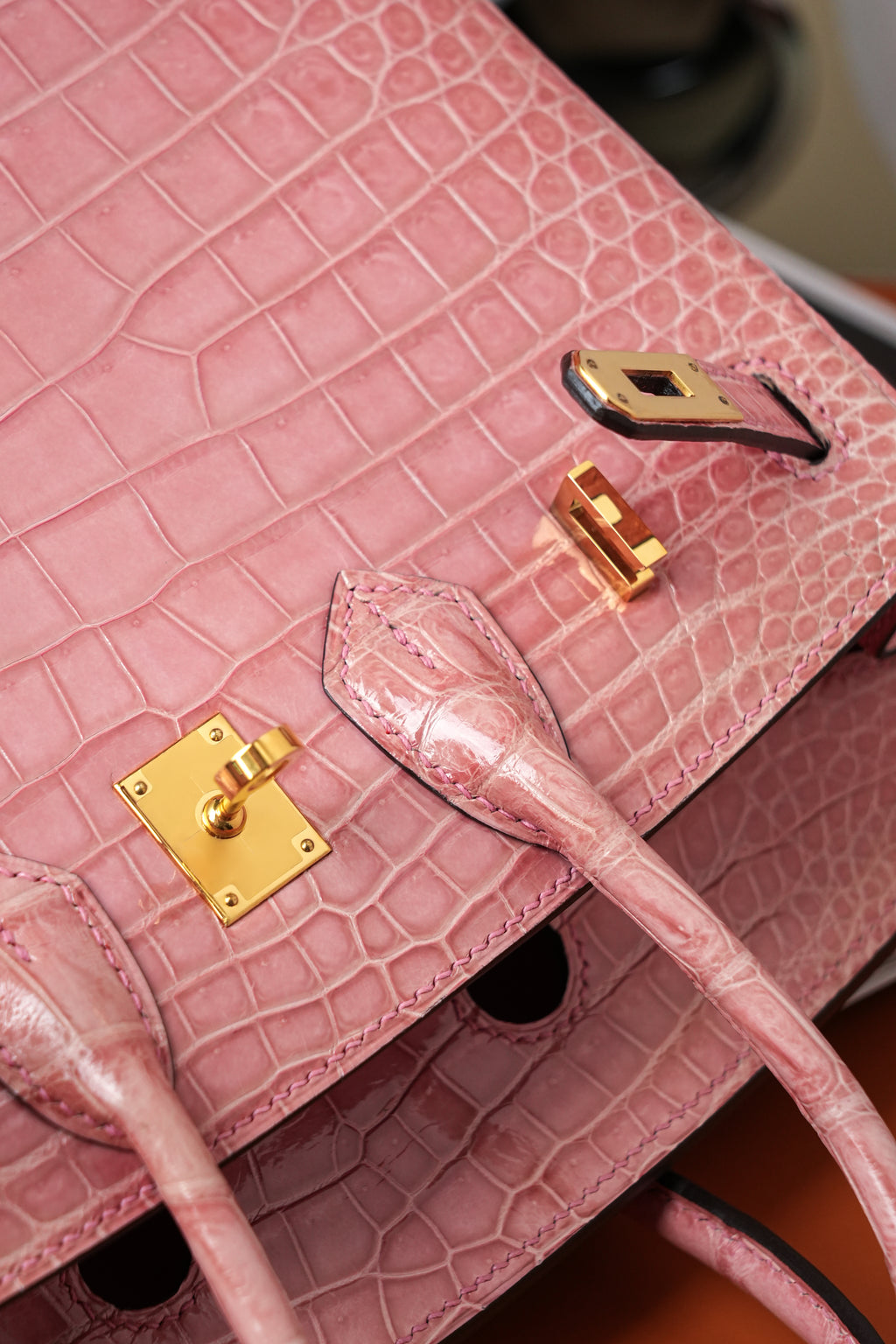BK-2024 All Handmade Golden Hardware Fuchsia Bright surface Porosus Crocodile leather