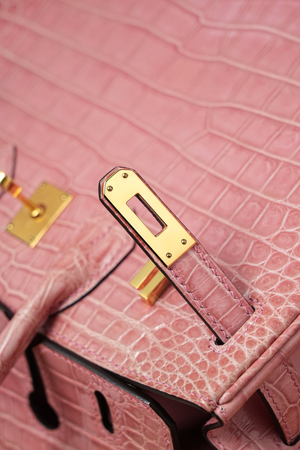 BK-2024 All Handmade Golden Hardware Fuchsia Bright surface Porosus Crocodile leather