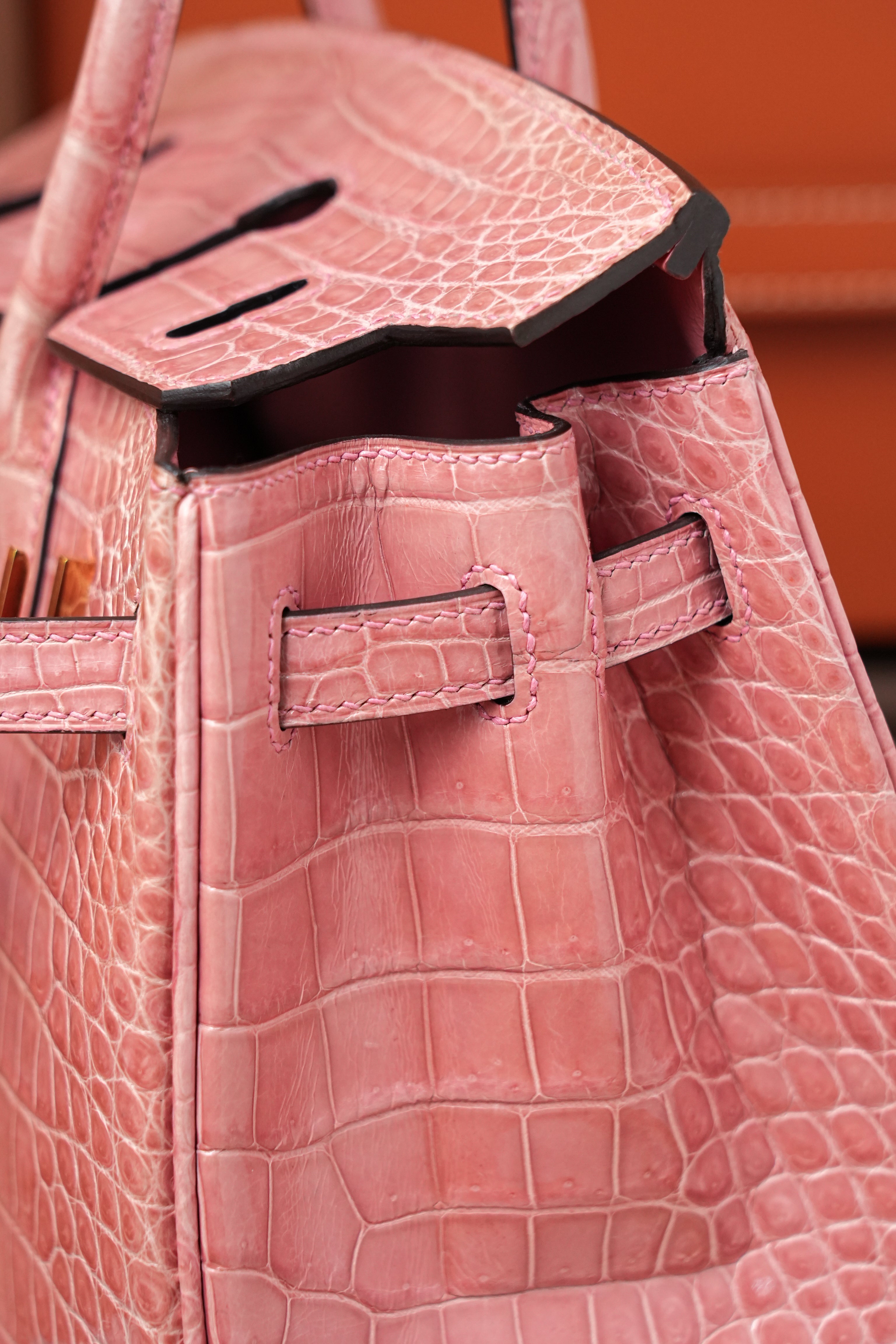 BK-2024 All Handmade Golden Hardware Fuchsia Bright surface Porosus Crocodile leather