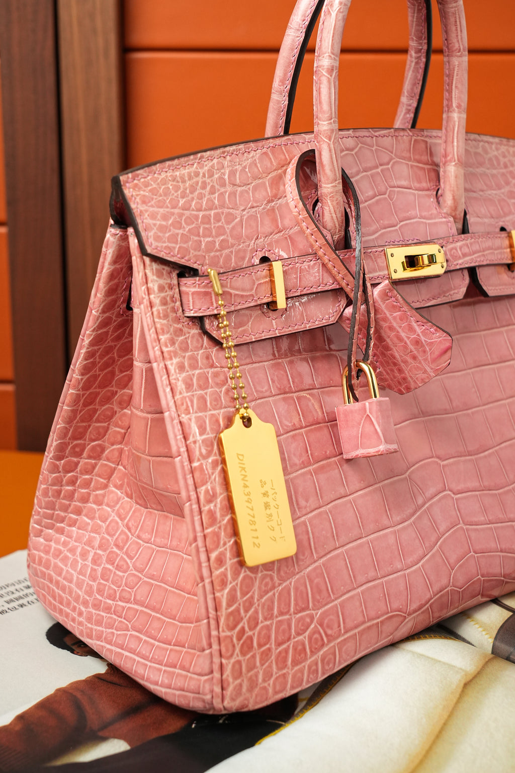 BK-2024 All Handmade Golden Hardware Fuchsia Bright surface Porosus Crocodile leather