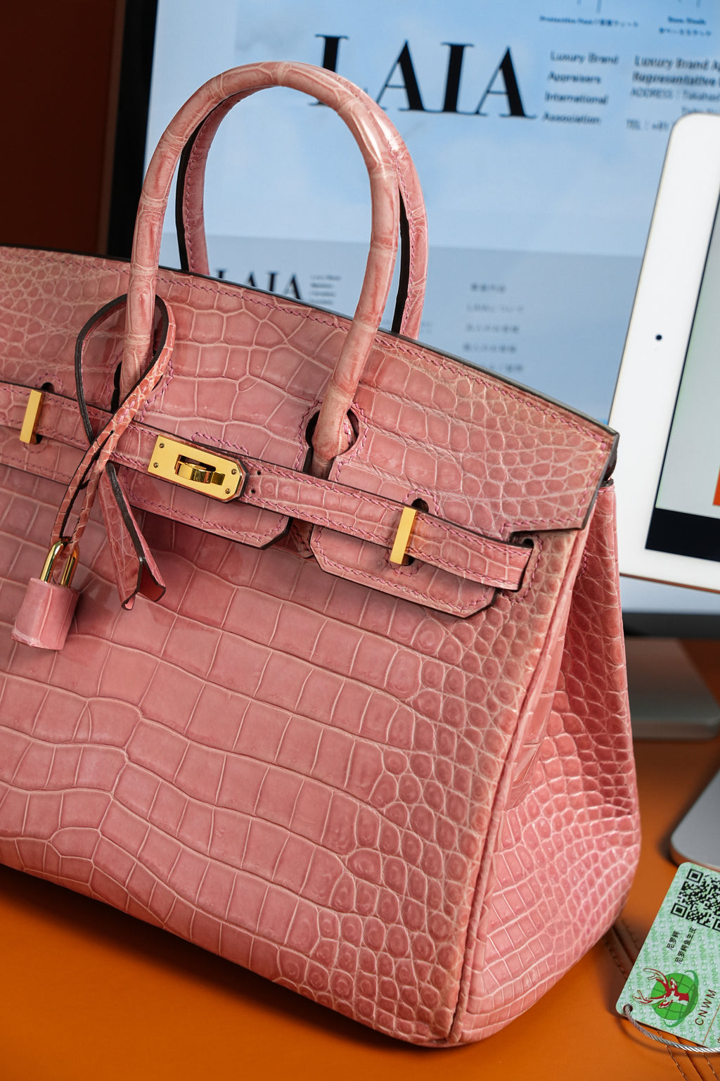 BK-2024 All Handmade Golden Hardware Fuchsia Bright surface Porosus Crocodile leather