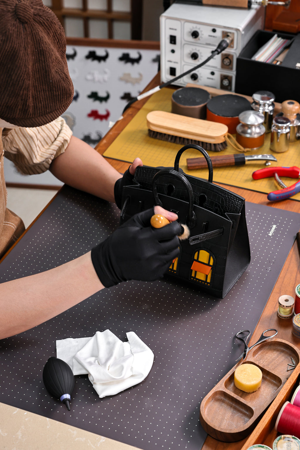 Birkin- All Handmade Golden / Sliver Noir Crocodile leather