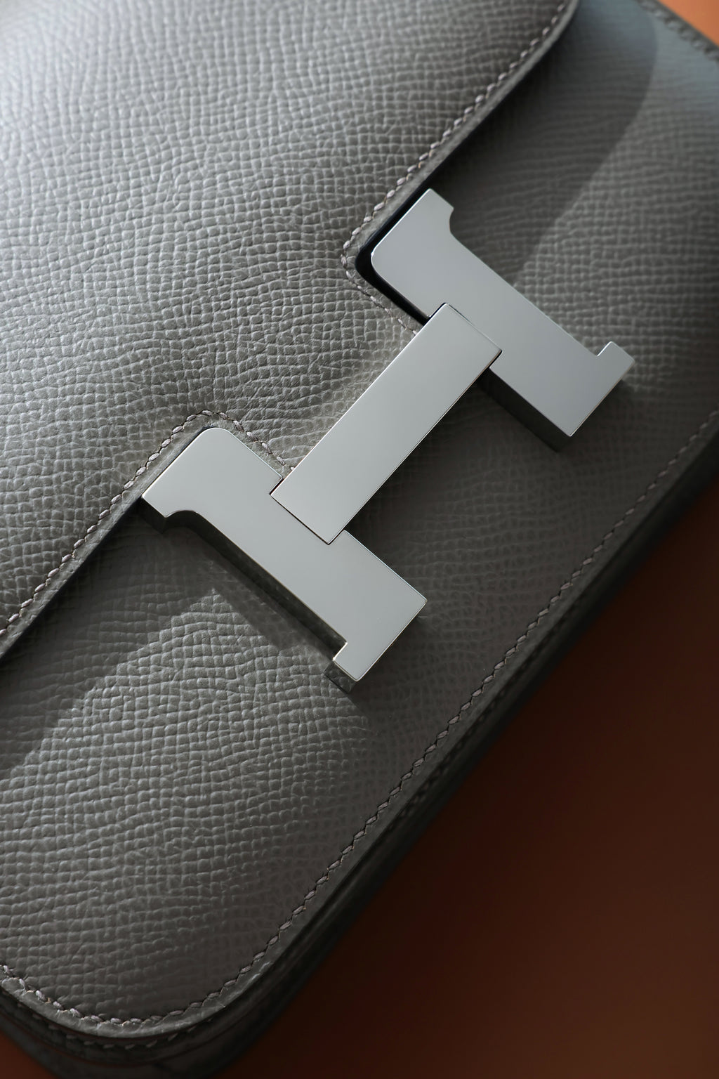 Constance- All Handmade Golden / Sliver Etain ep leather