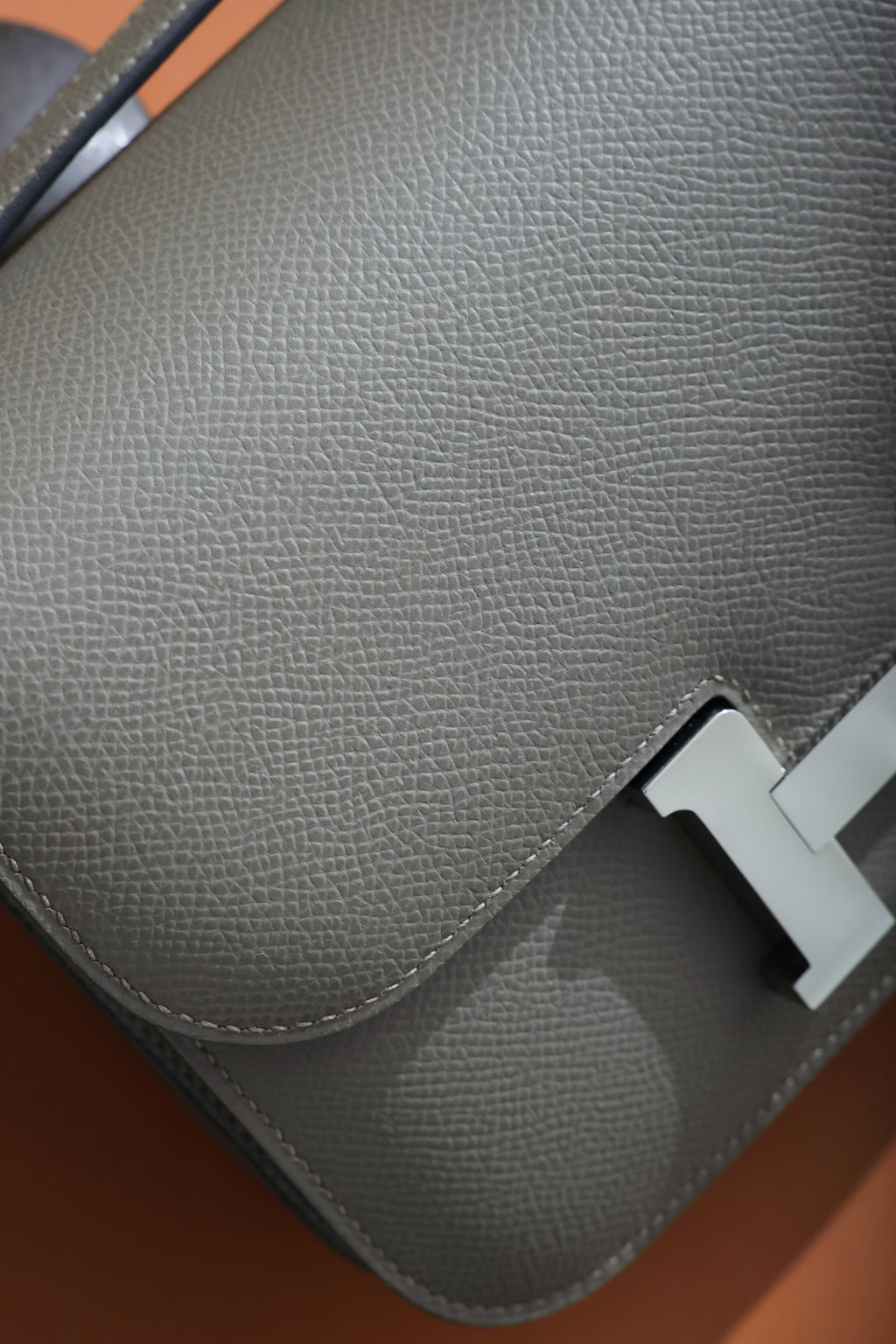 Constance- All Handmade Golden / Sliver Etain ep leather