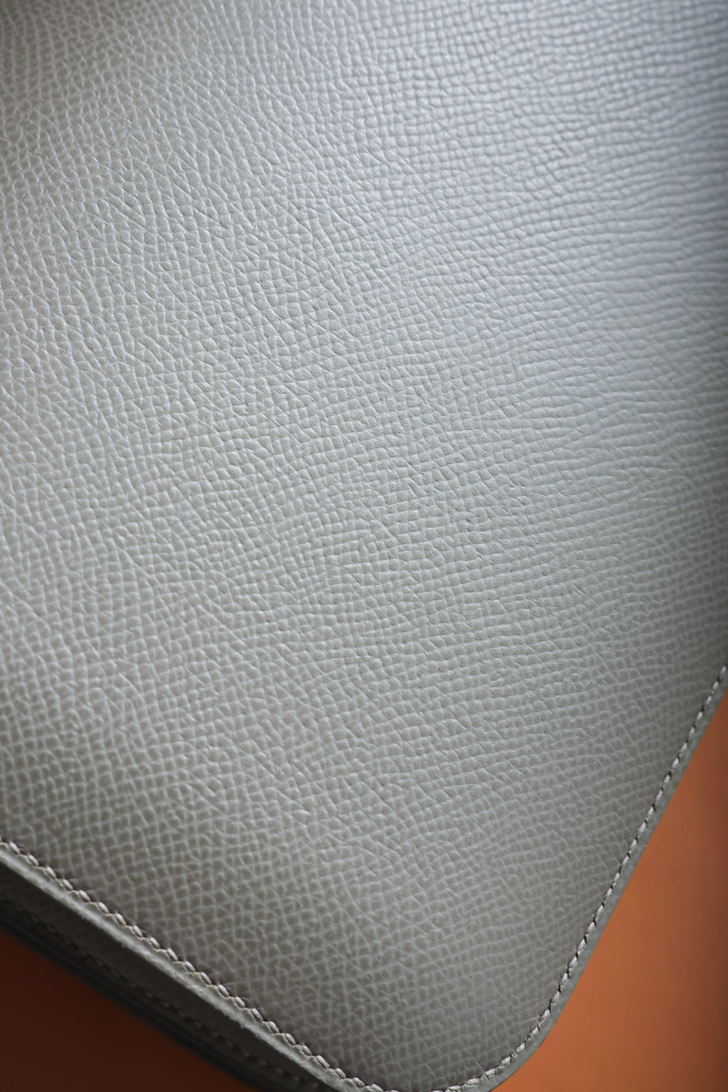 Constance- All Handmade Golden / Sliver Etain ep leather