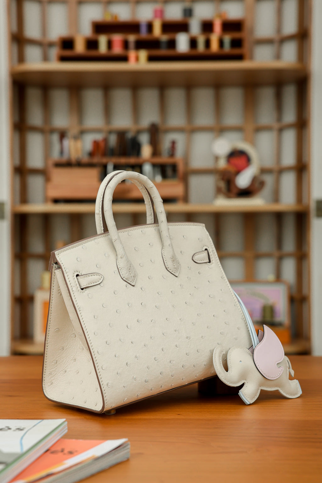 BK-2024 All Handmade Golden / Sliver Hardware Craie ostrich leather