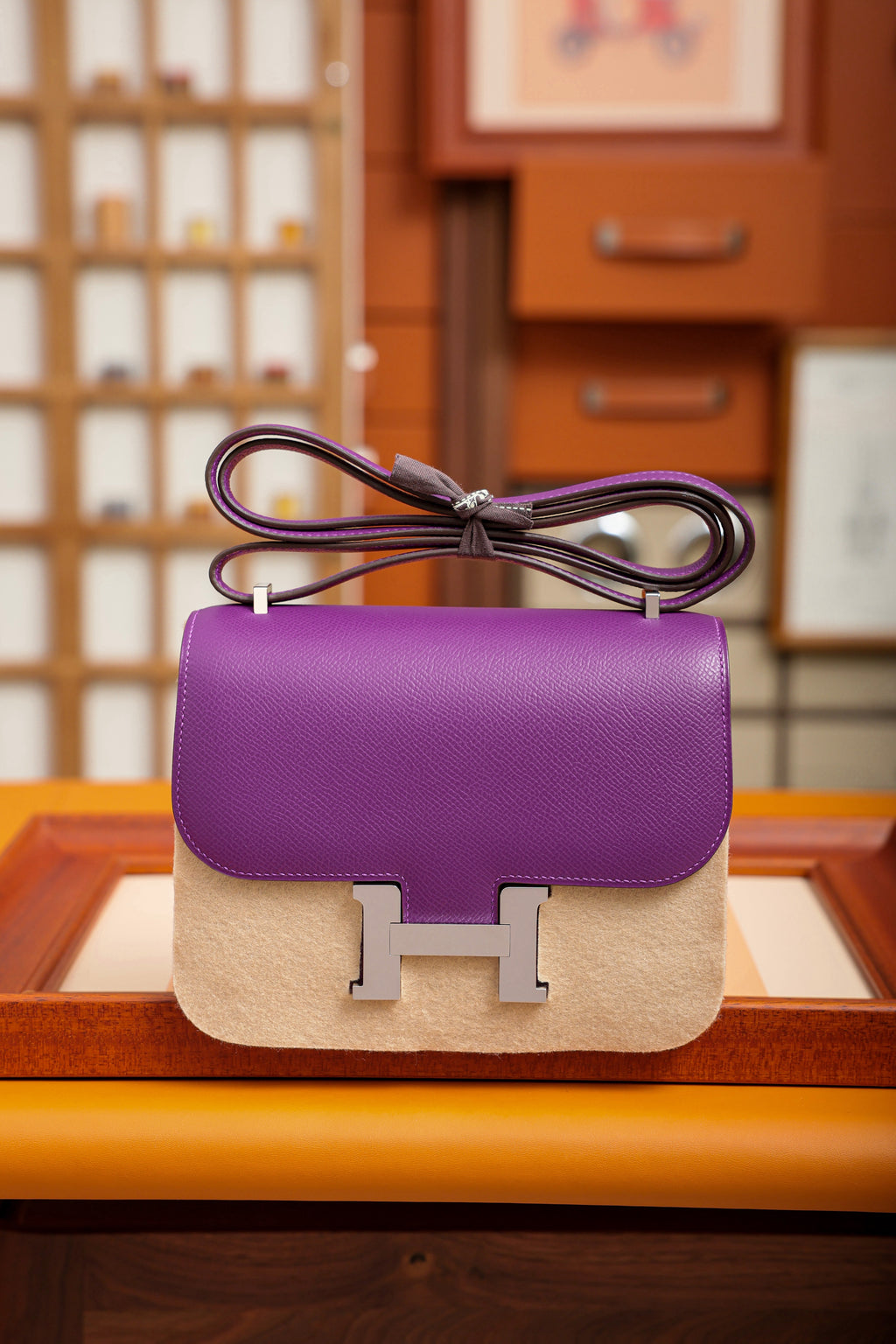 Constance- All Handmade Golden / Sliver Hardware Anemone Ep eather