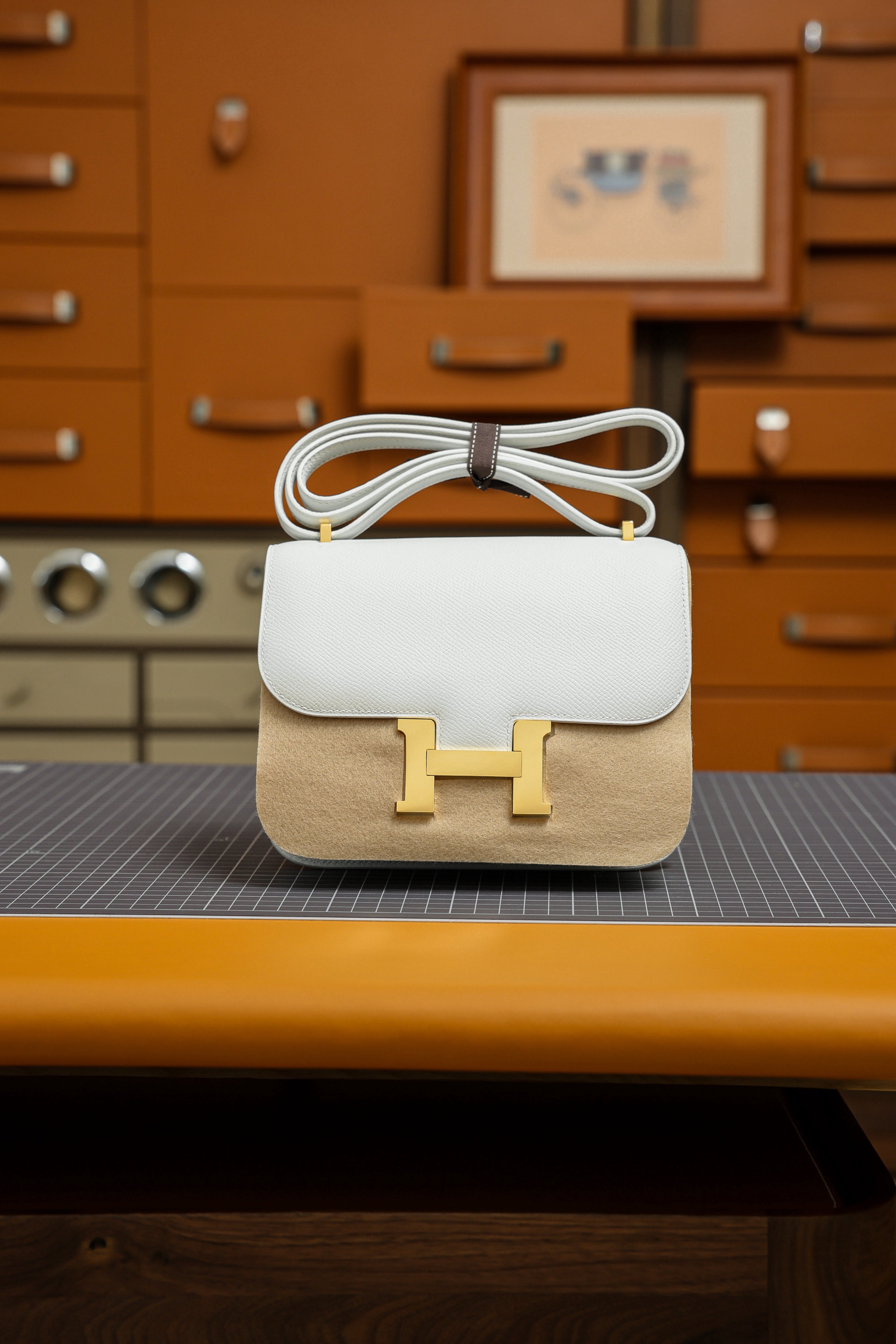 Constance- All Handmade Golden / Sliver Blanc ep leather