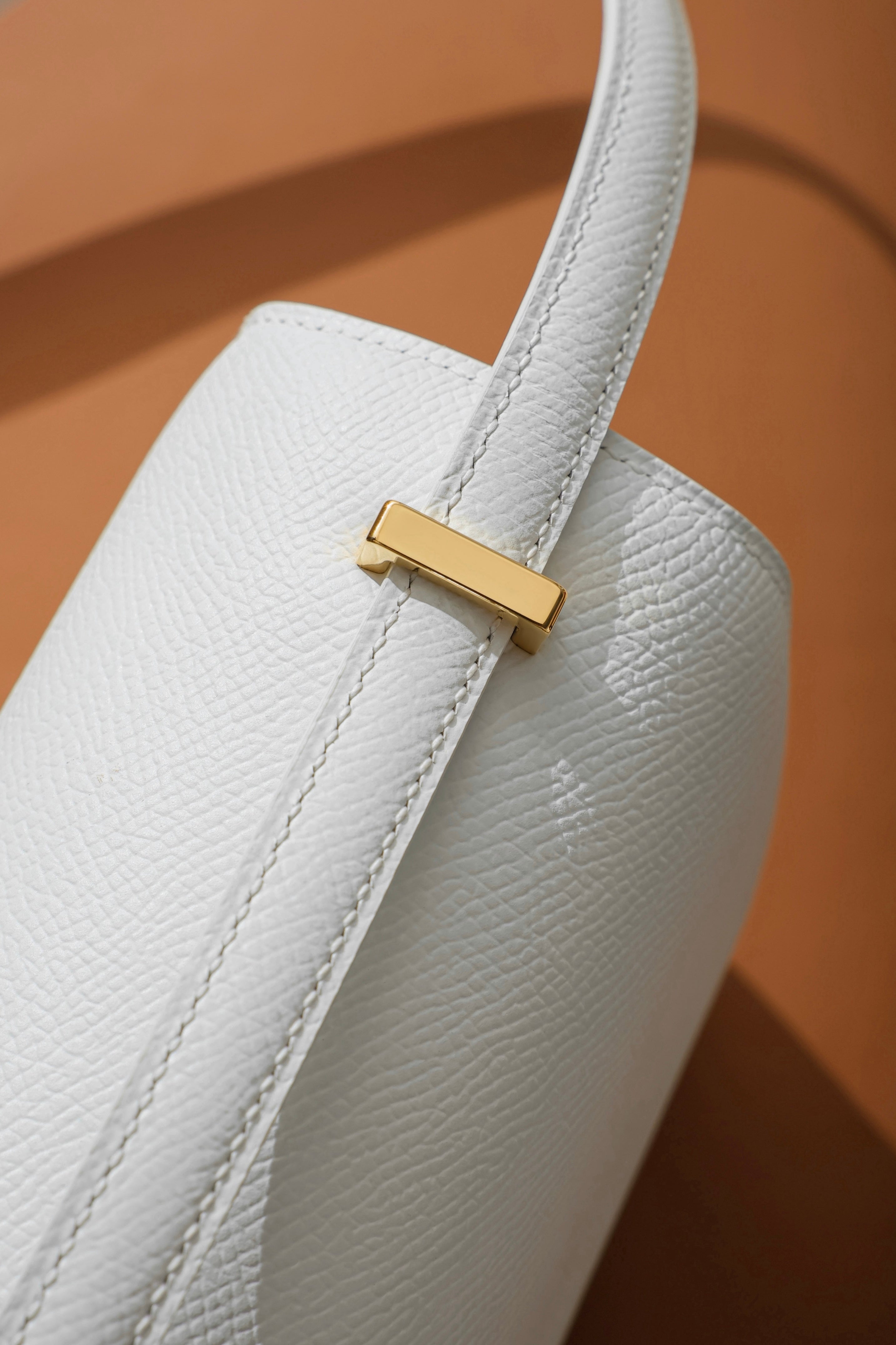 Constance- All Handmade Golden / Sliver Blanc ep leather