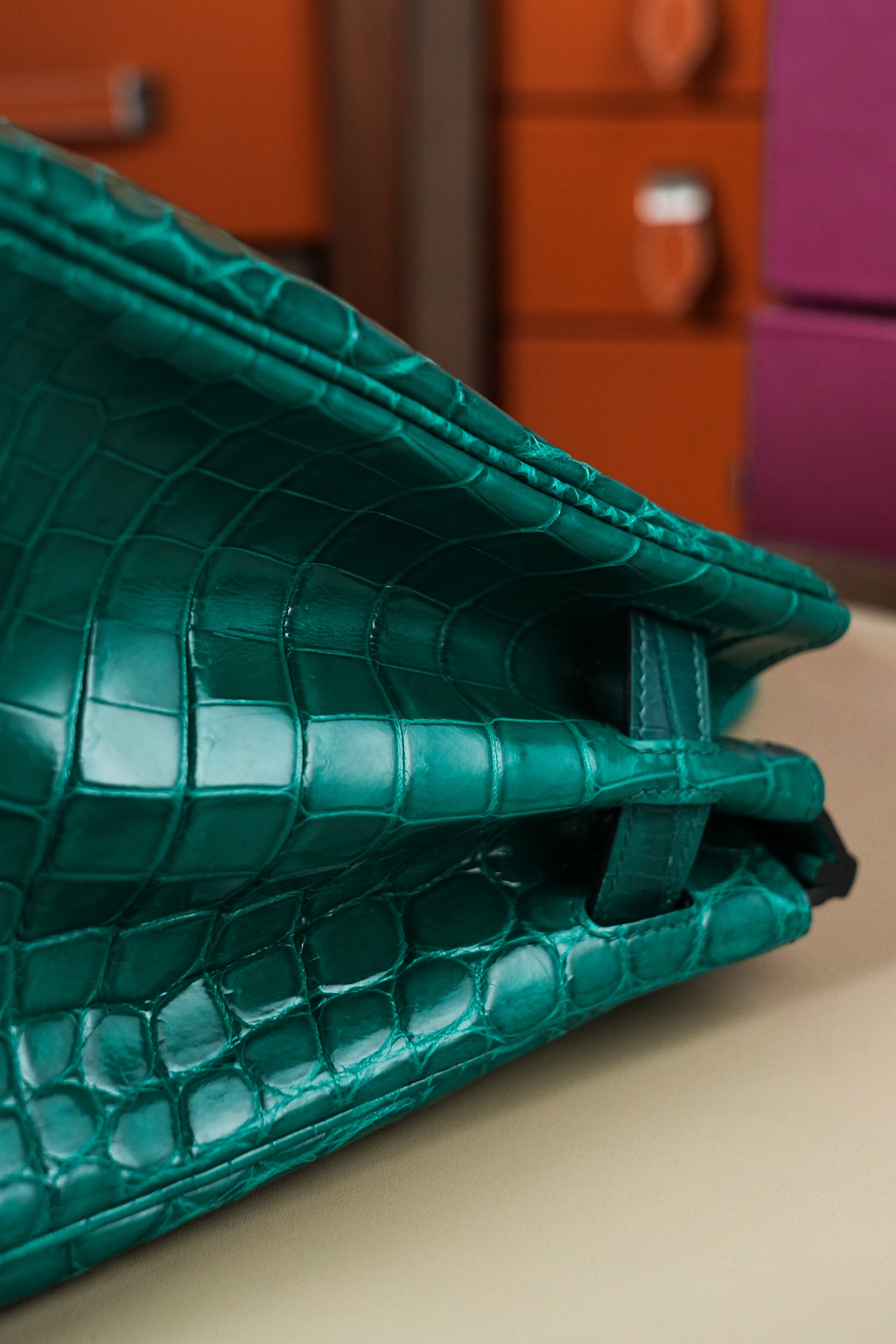 BK-2024 All Handmade Golden / Sliver Hardware Vert Emeraude Bright surface Nile crocodile leather