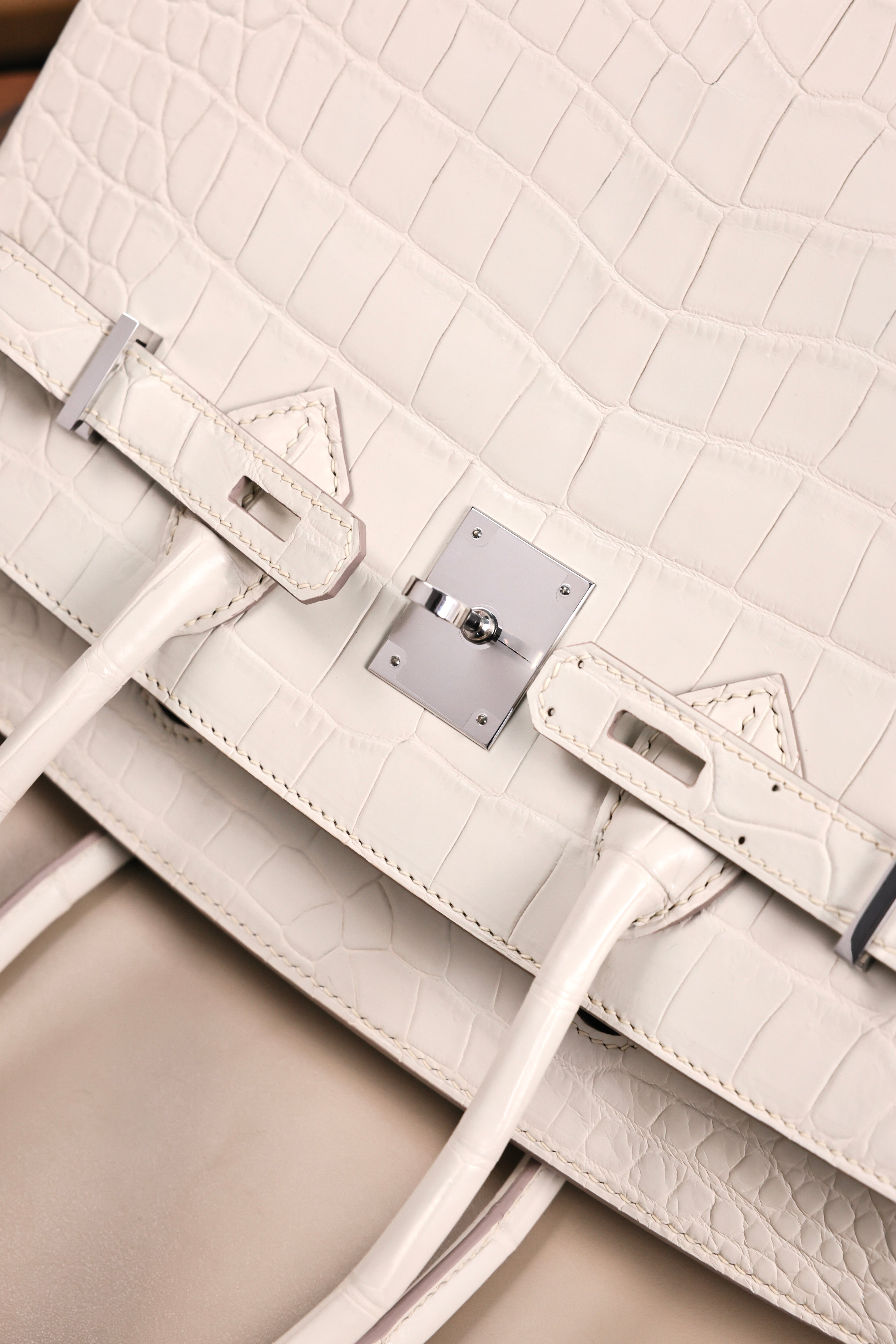 BK-2024 All Handmade Golden / Sliver Hardware Blanc  Matte Nile crocodile leather