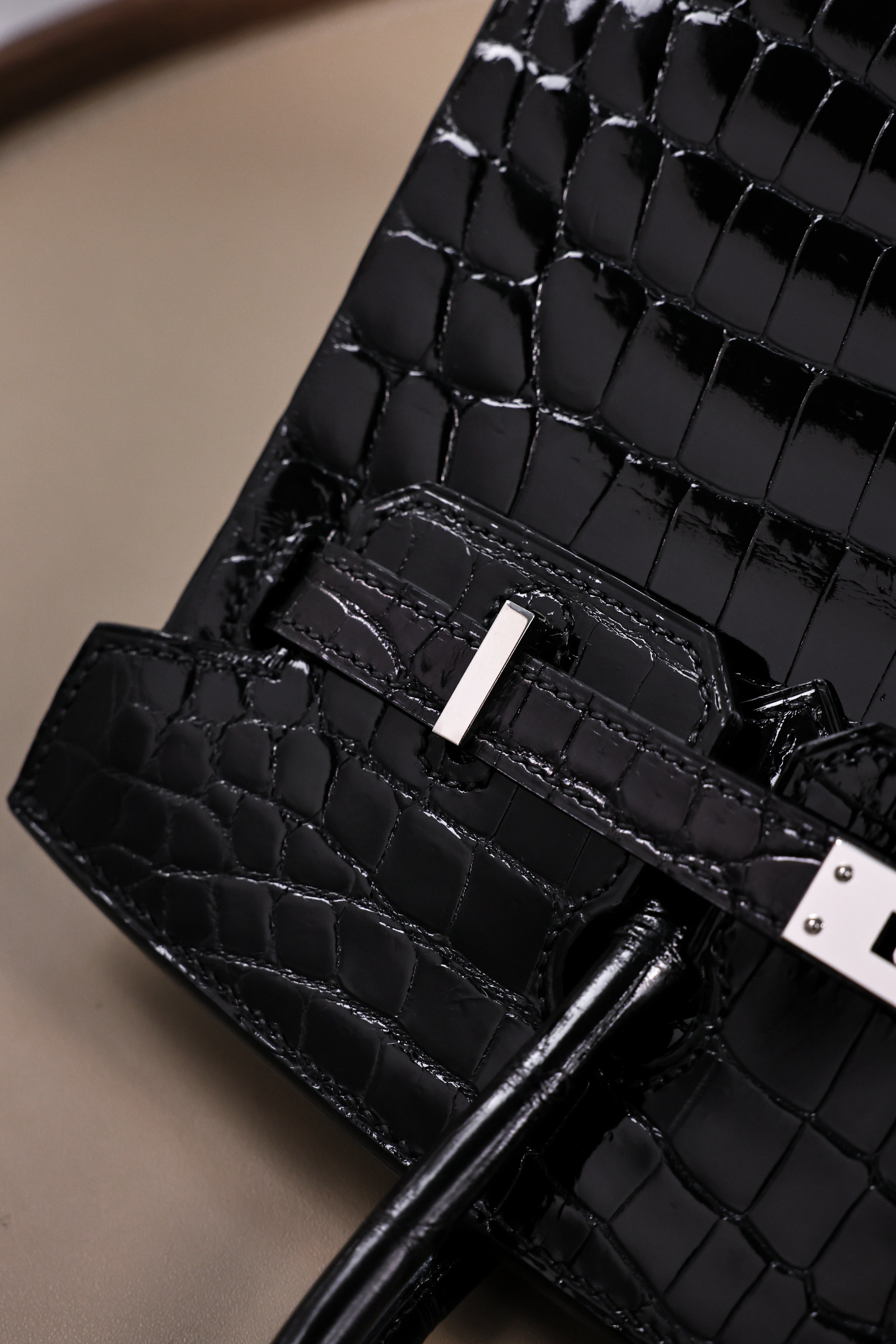 BK-2024 All Handmade sliver Hardware Nior Bright surface Porosus Crocodile leather