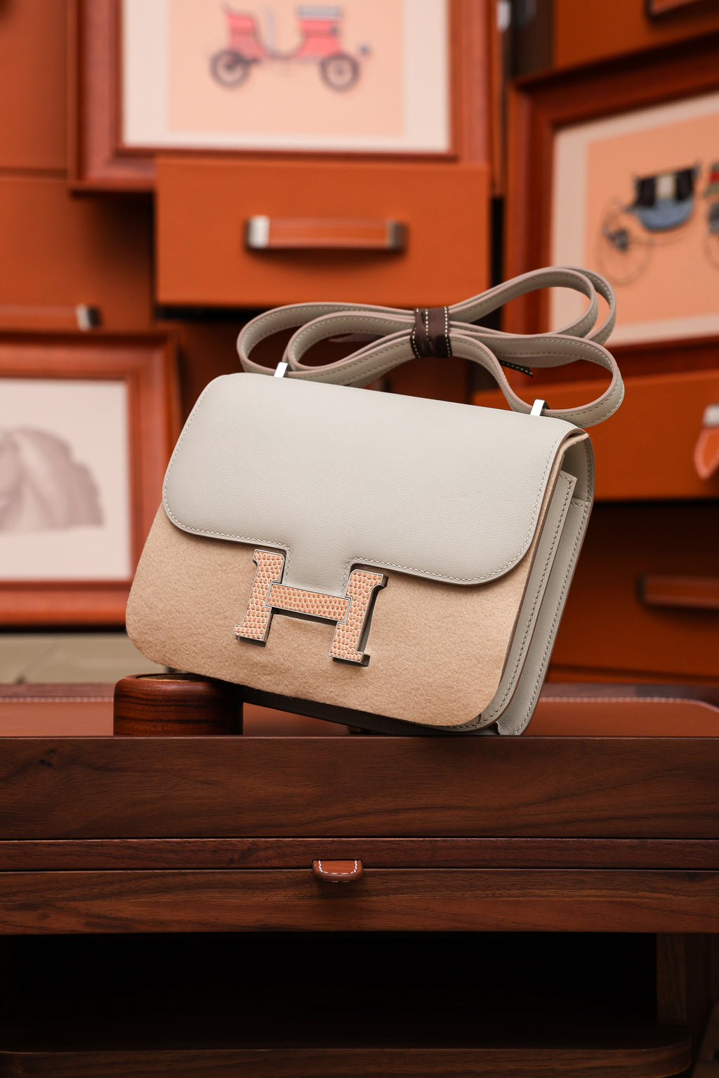 Constance- All Handmade Golden / Sliver  Craie lizard/ep leather