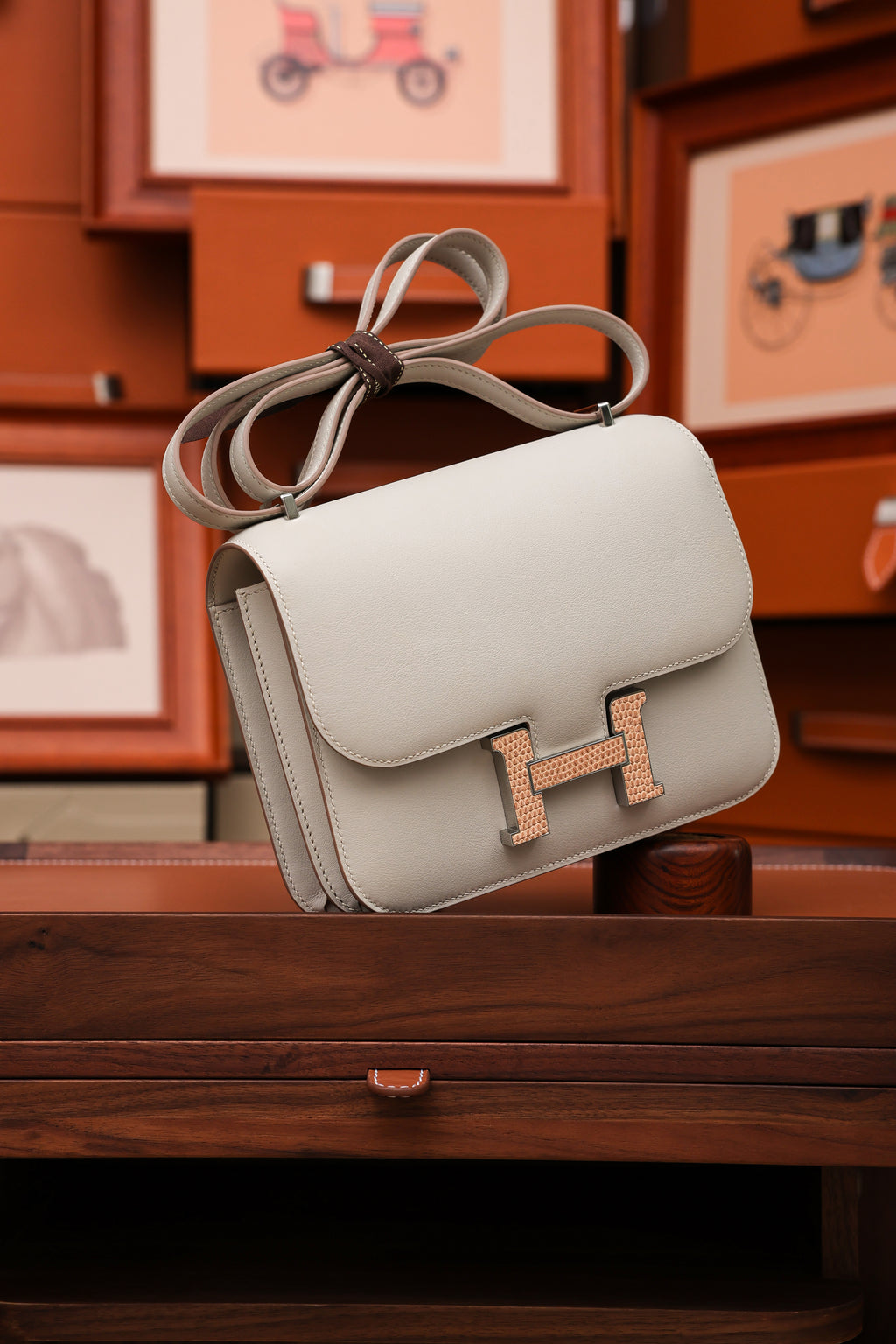 Constance- All Handmade Golden / Sliver  Craie lizard/ep leather