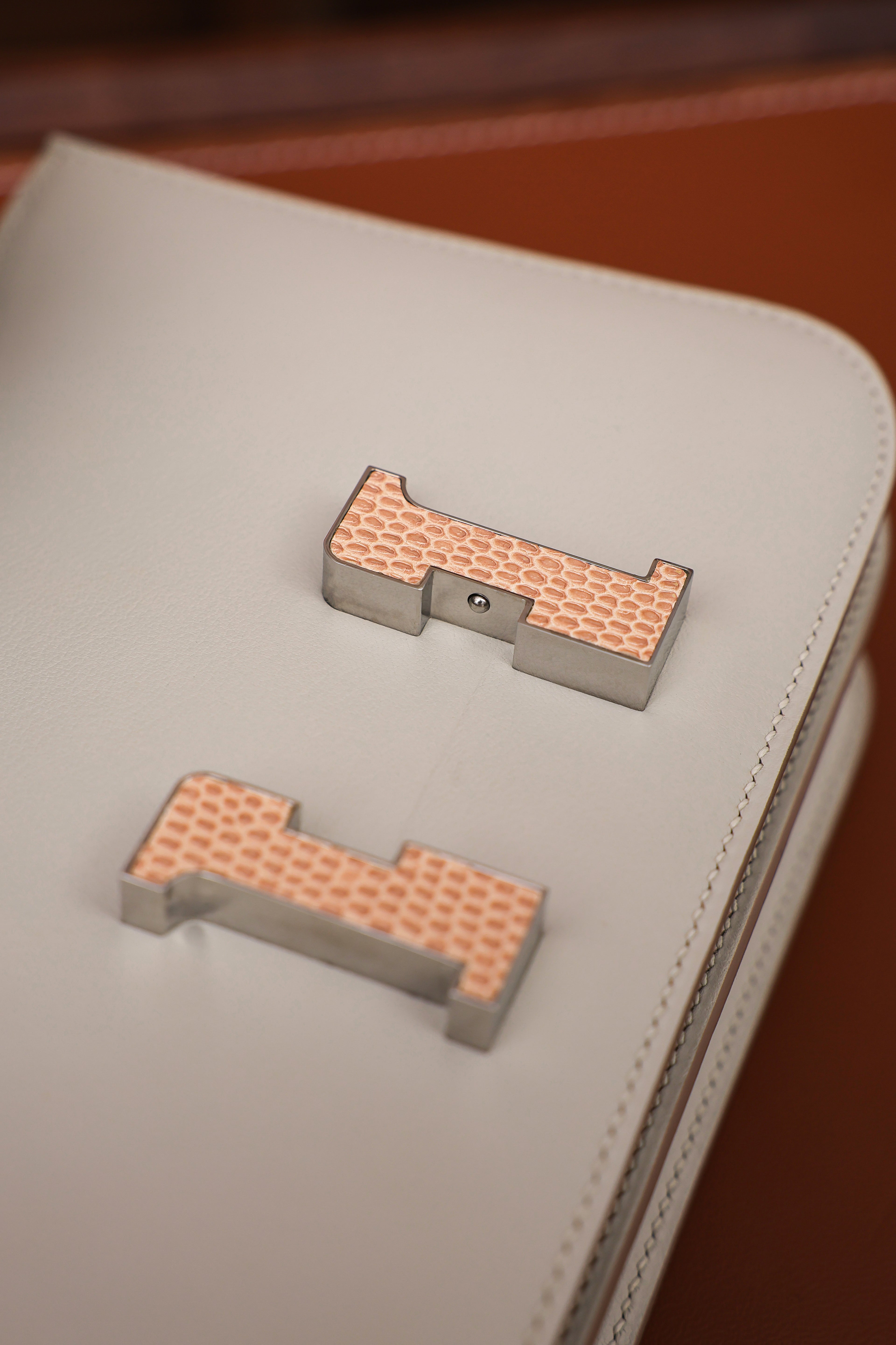 Constance- All Handmade Golden / Sliver  Craie lizard/ep leather