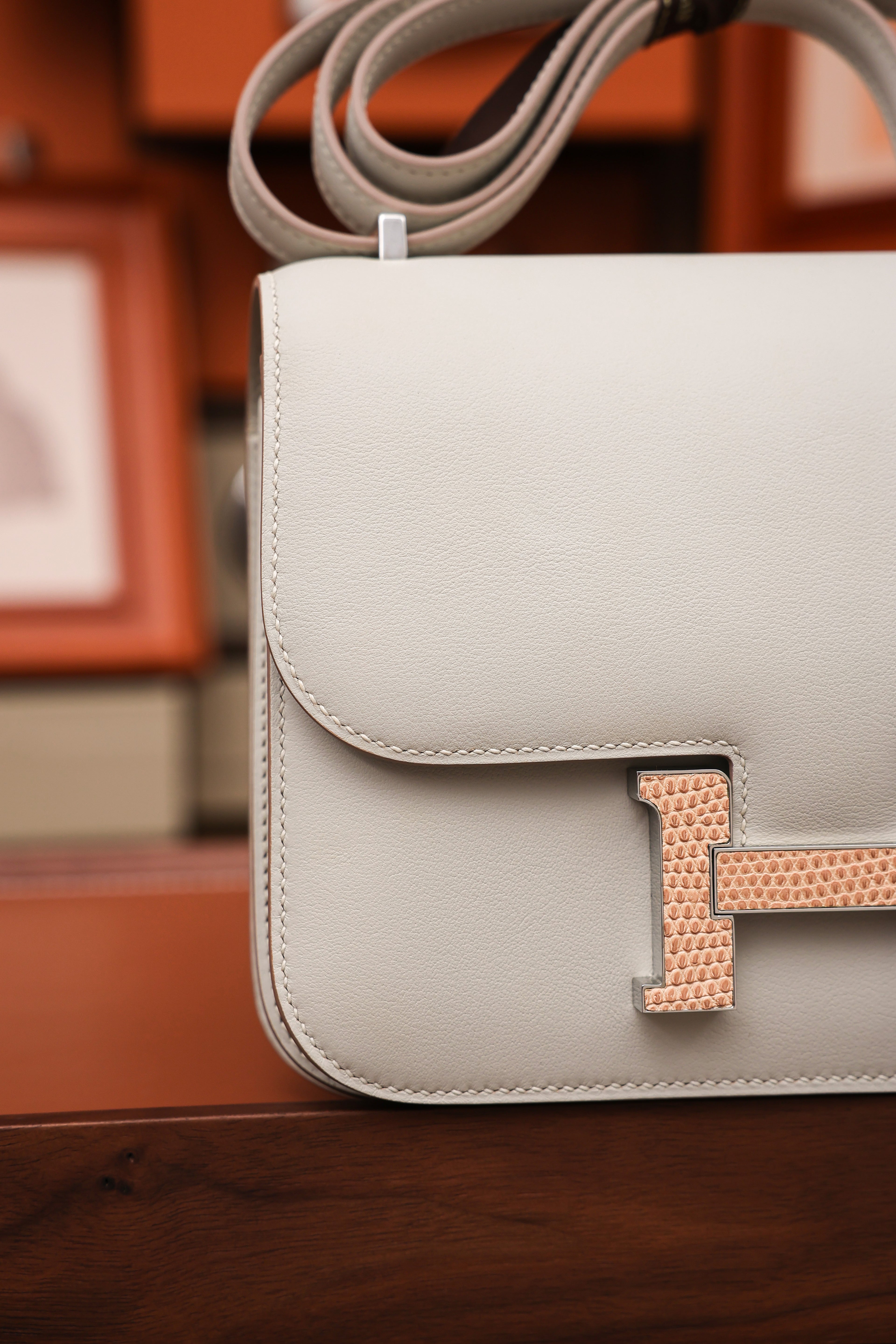 Constance- All Handmade Golden / Sliver  Craie lizard/ep leather