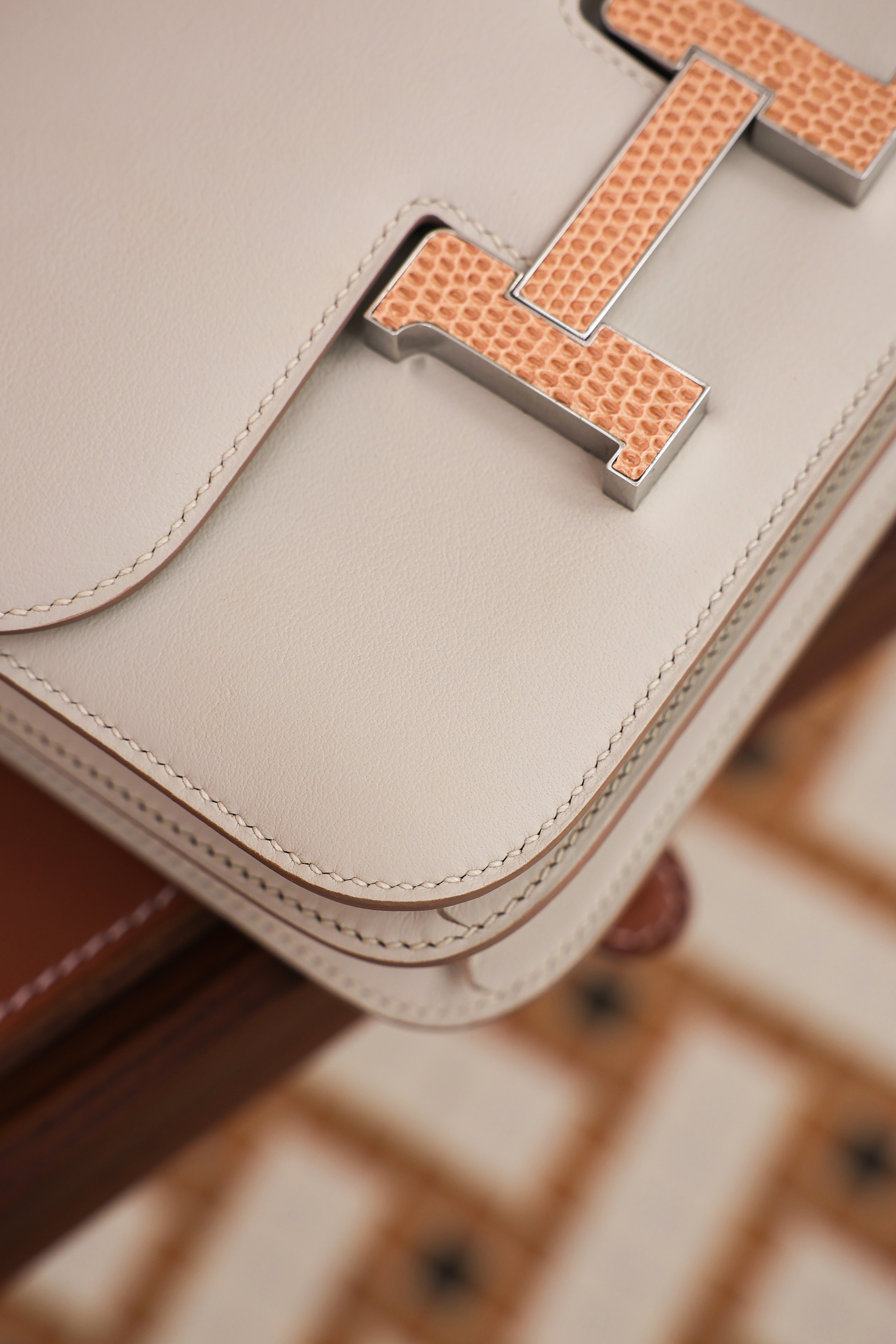 Constance- All Handmade Golden / Sliver  Craie lizard/ep leather