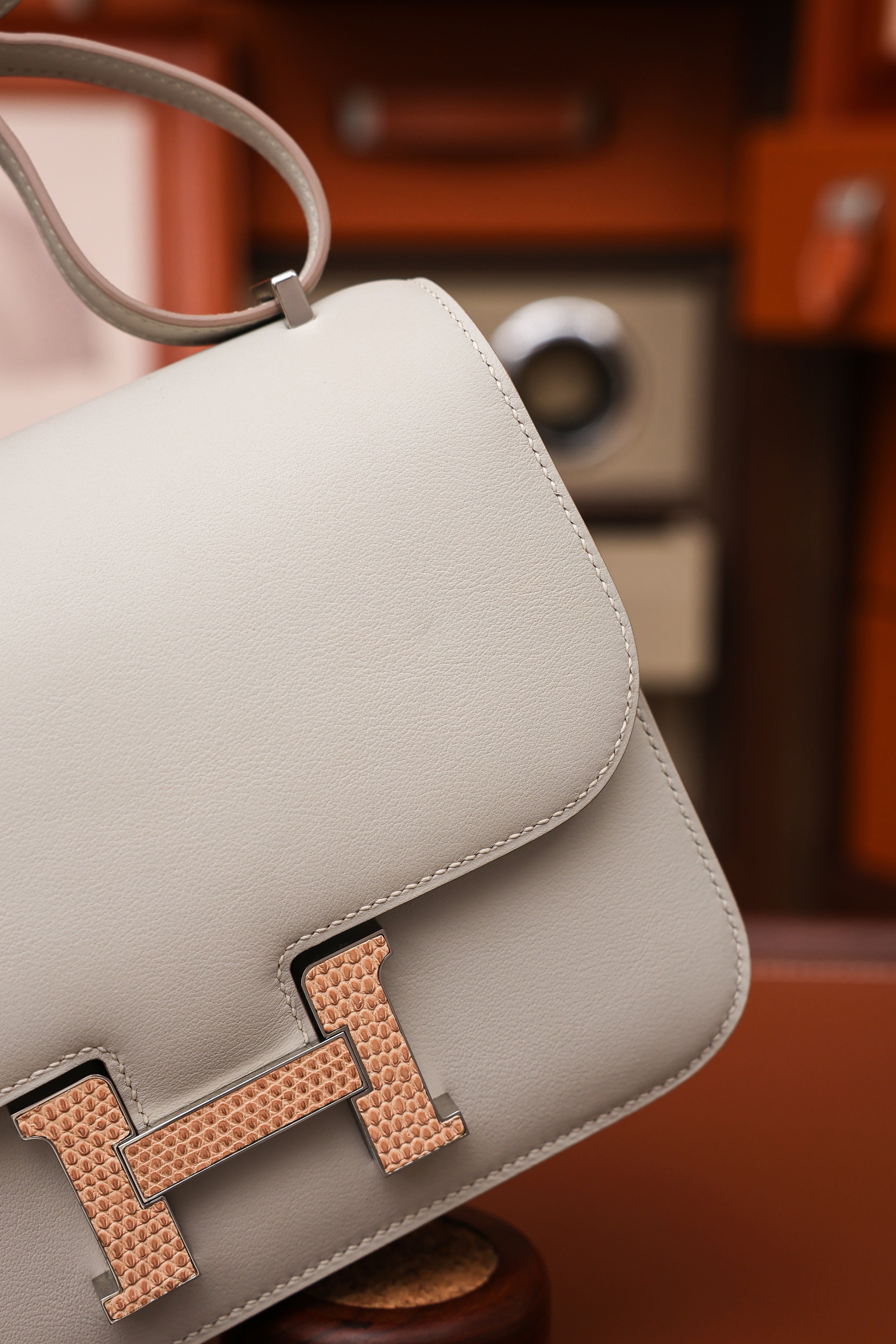 Constance- All Handmade Golden / Sliver  Craie lizard/ep leather