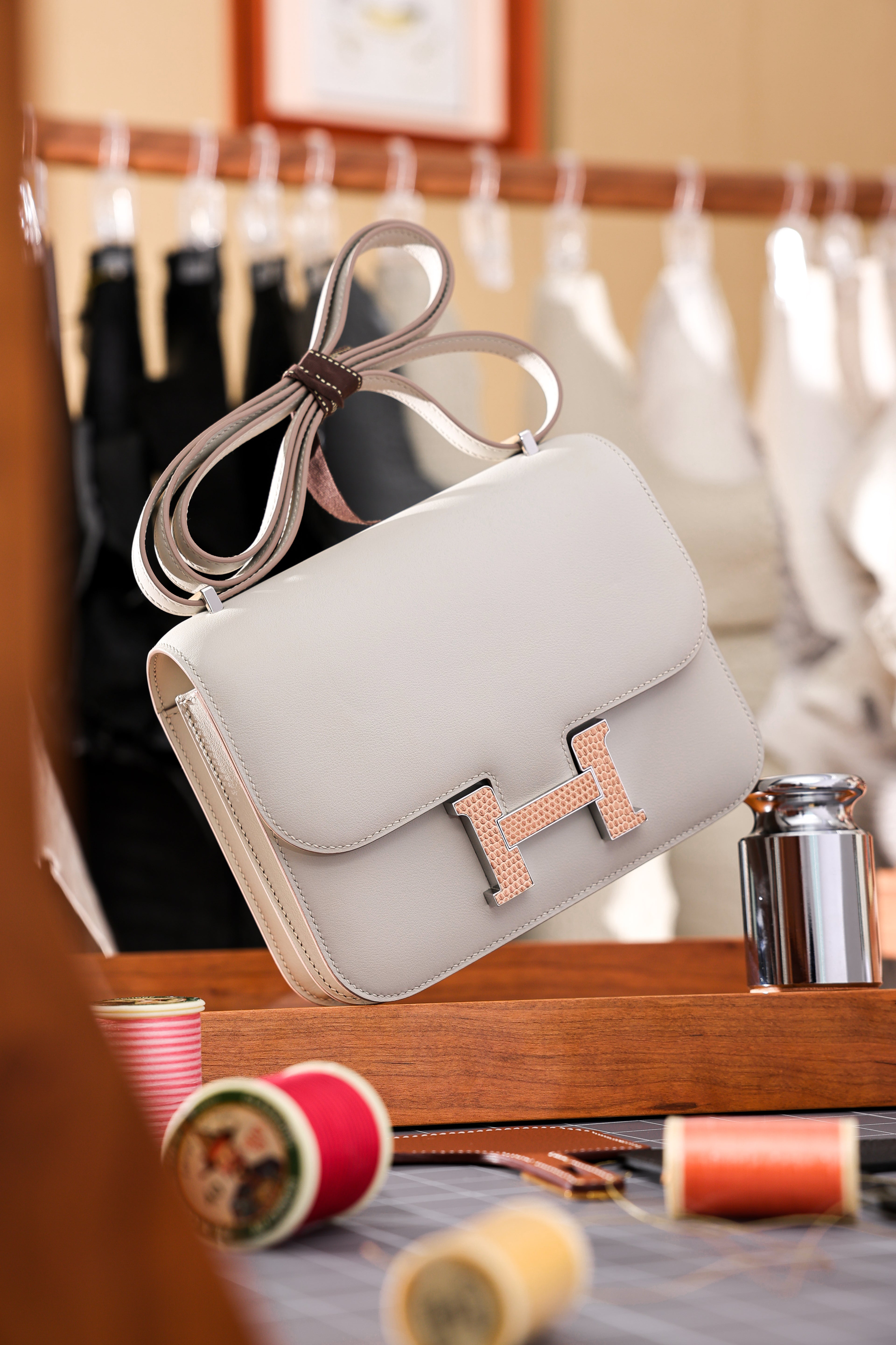 Constance- All Handmade Golden / Sliver  Craie lizard/ep leather