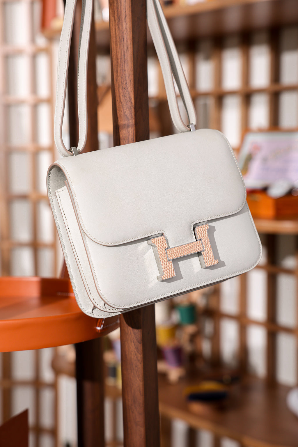 Constance- All Handmade Golden / Sliver  Craie lizard/ep leather