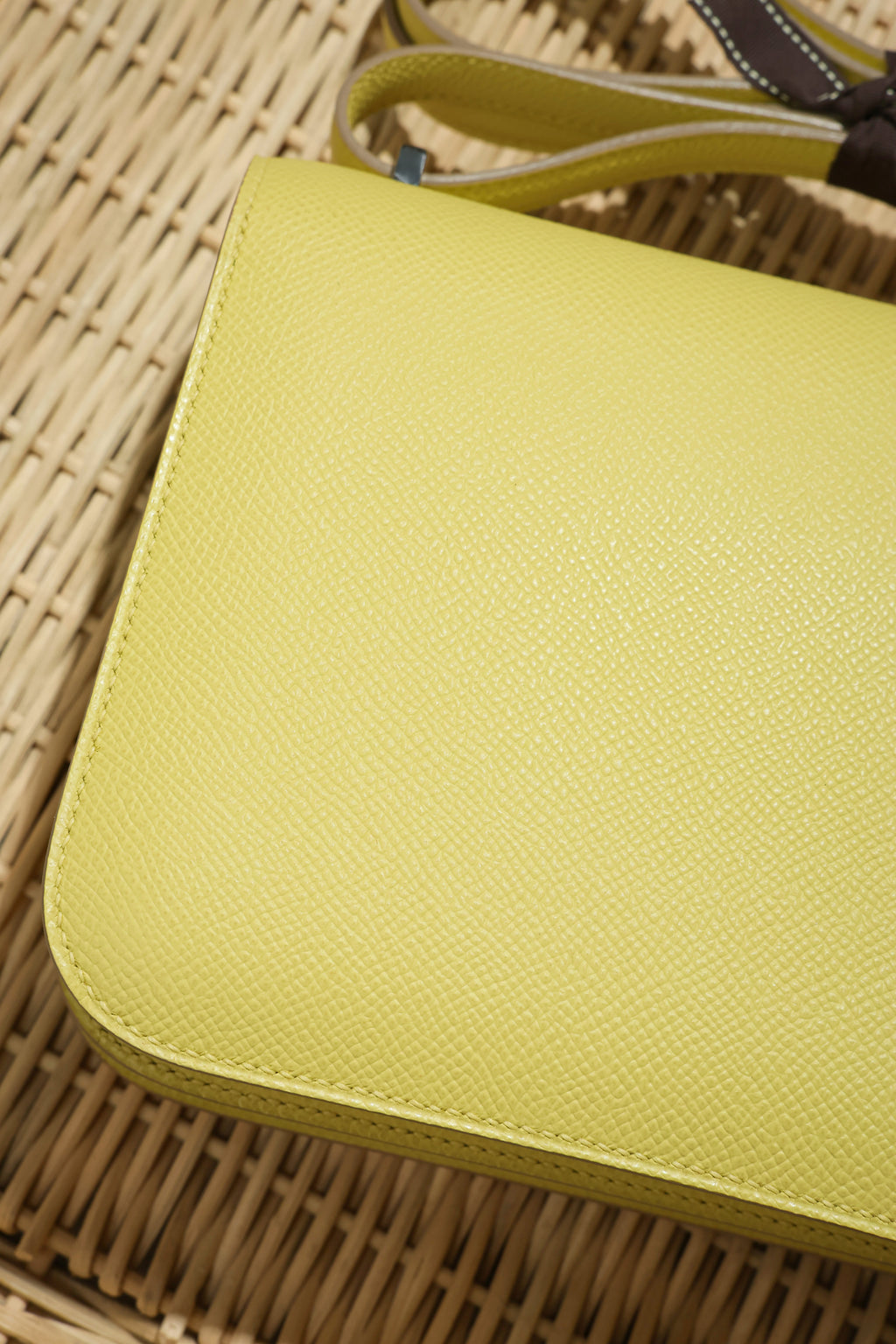 Constance- All Handmade Golden / Sliver Jaune Poussin ep leather