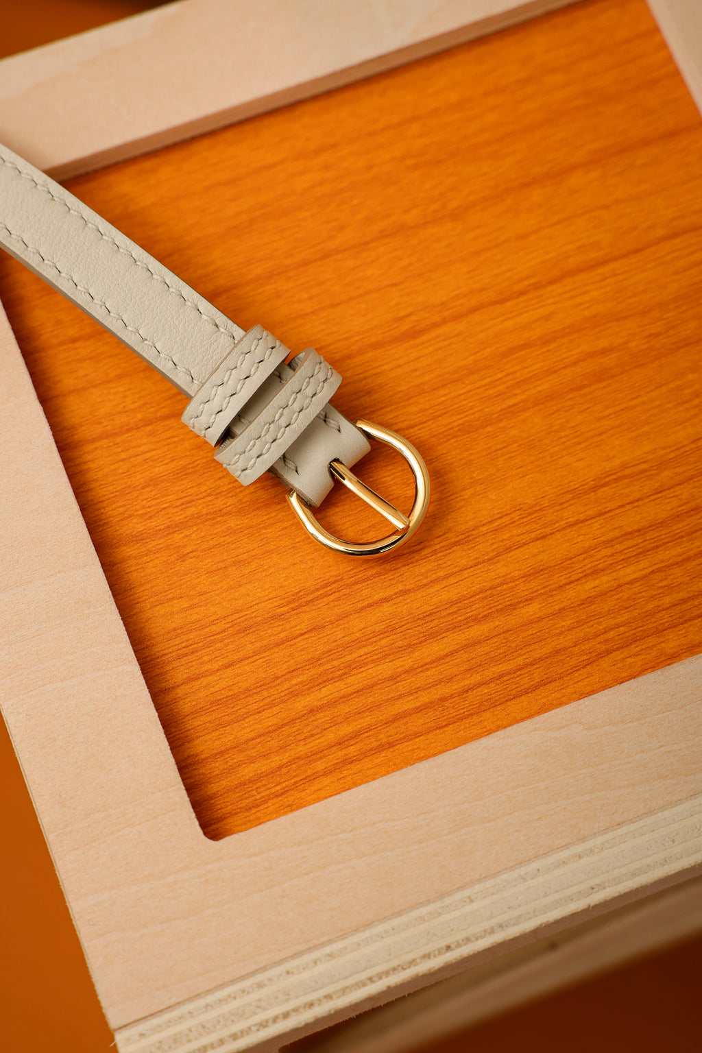 2424- All Handmade Golden / Sliver Hardware Blanc TC eather