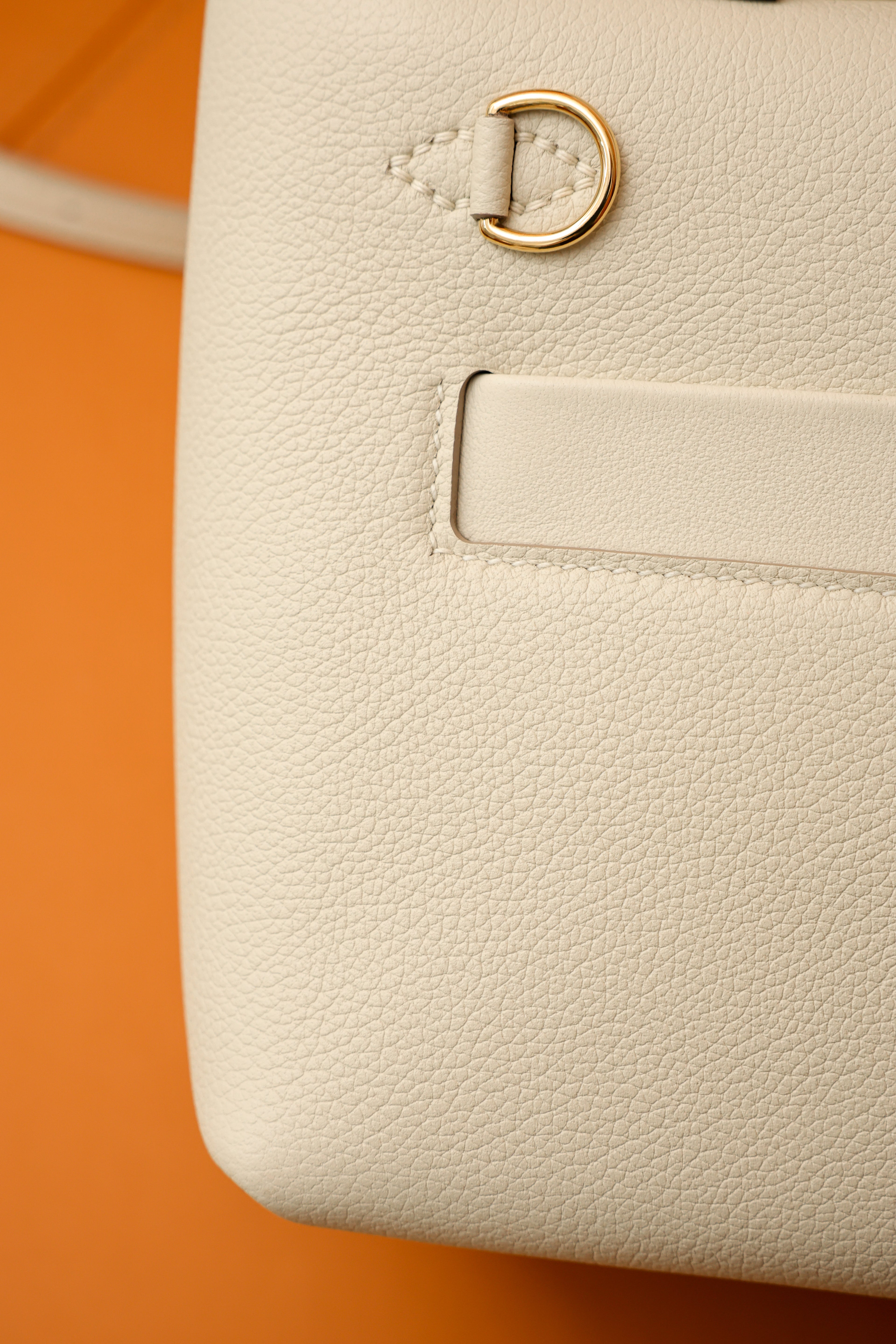 2424- All Handmade Golden / Sliver Hardware Blanc TC eather