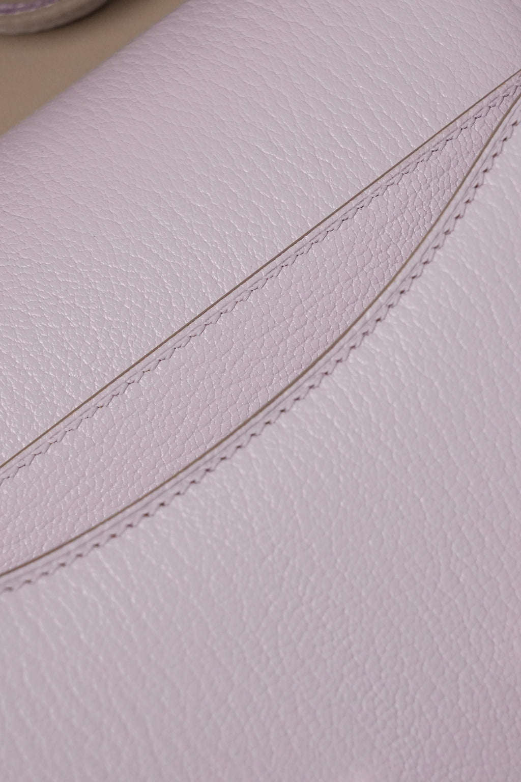 Constance- All Handmade Golden / Sliver Almond powder ep leather