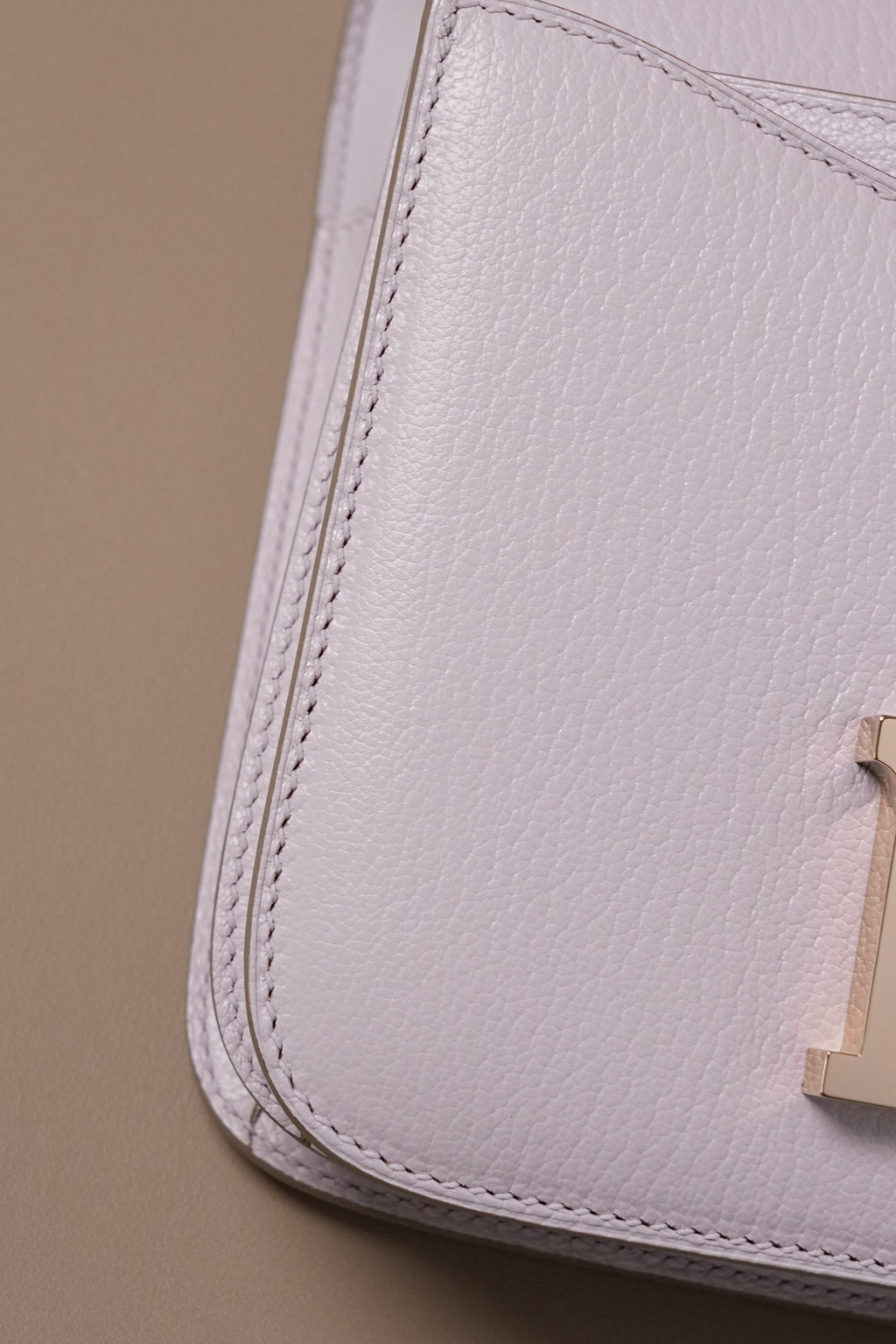 Constance- All Handmade Golden / Sliver Almond powder ep leather