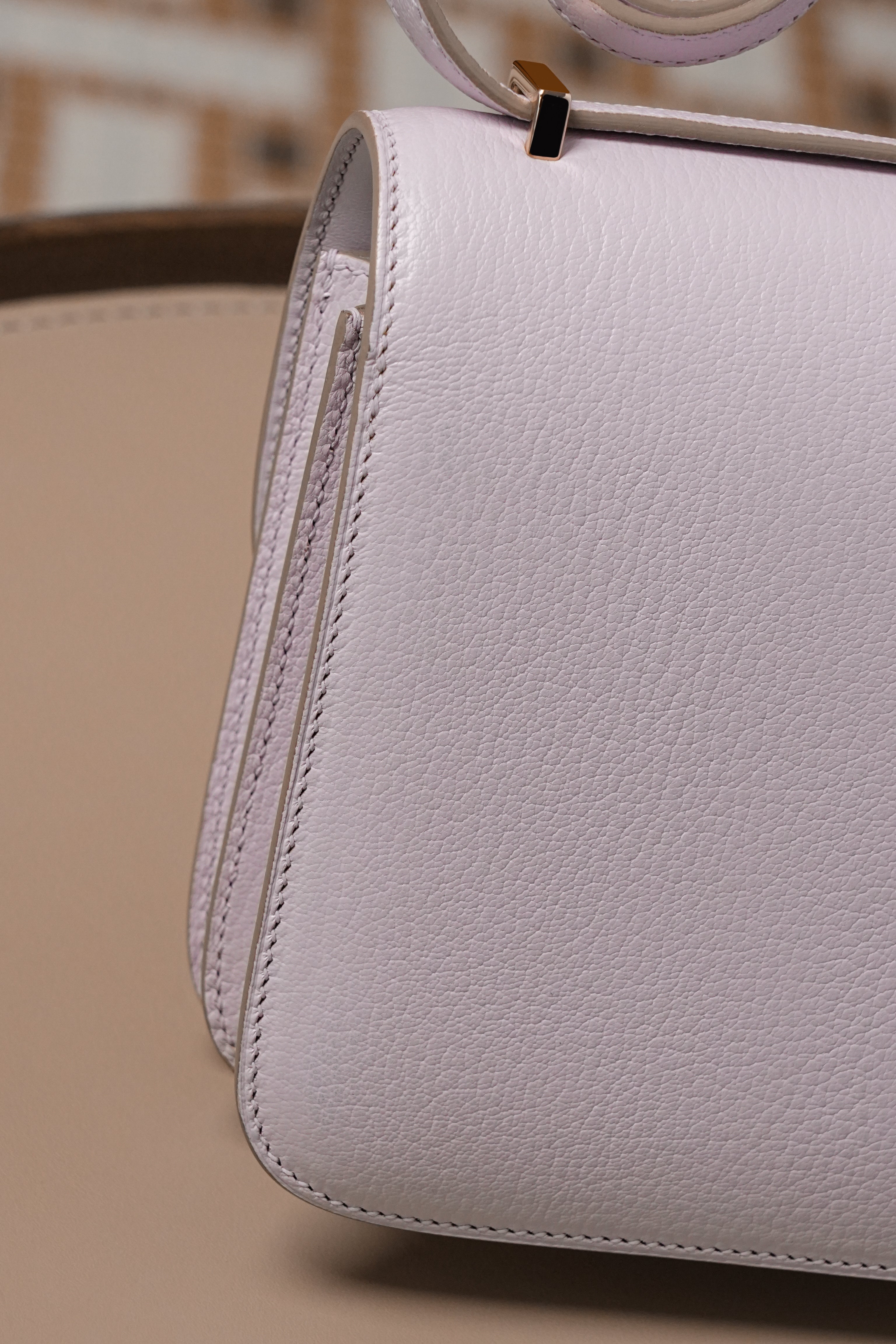 Constance- All Handmade Golden / Sliver Almond powder ep leather