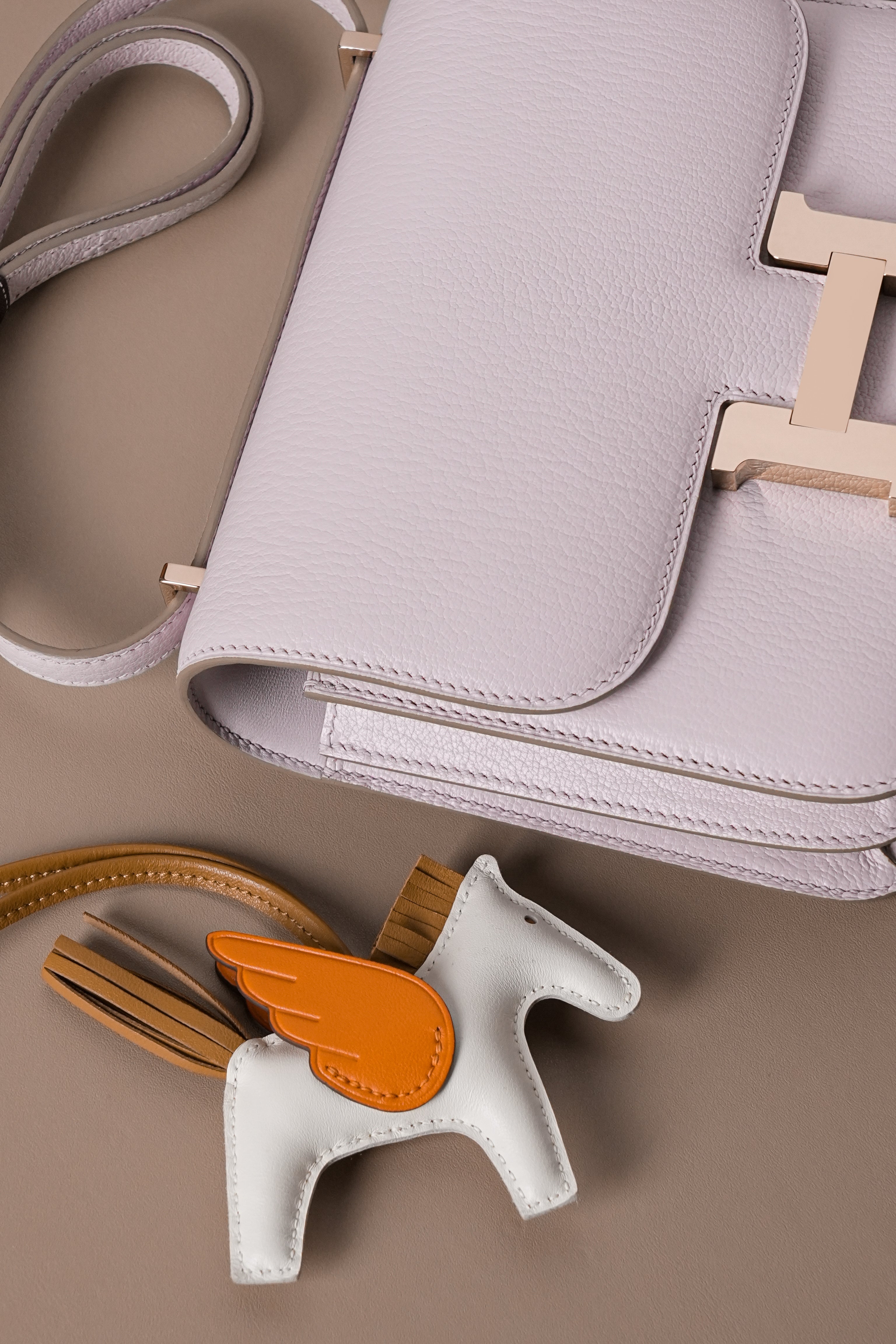 Constance- All Handmade Golden / Sliver Almond powder ep leather