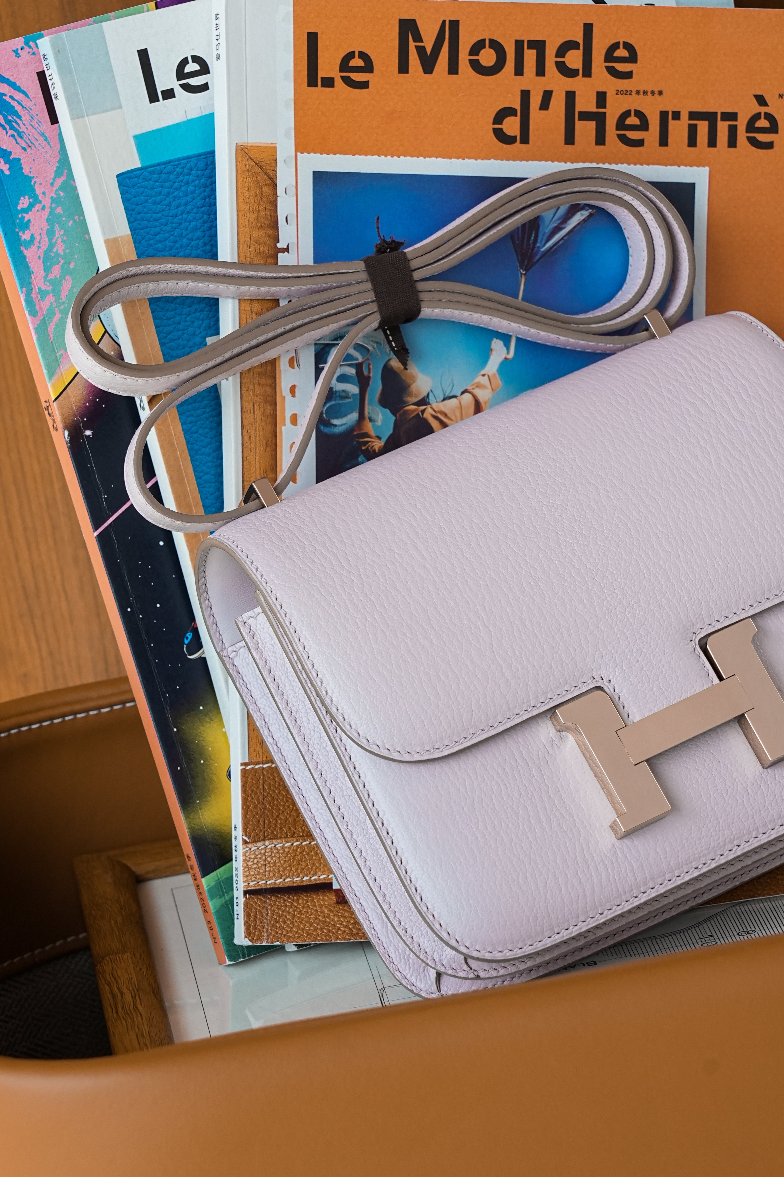 Constance- All Handmade Golden / Sliver Almond powder ep leather