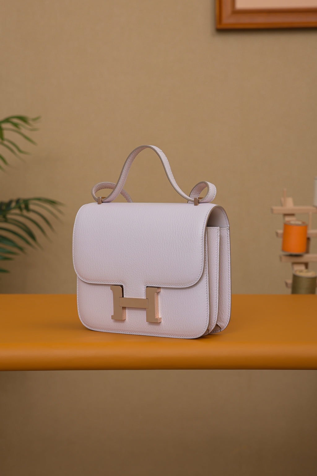 Constance- All Handmade Golden / Sliver Almond powder ep leather