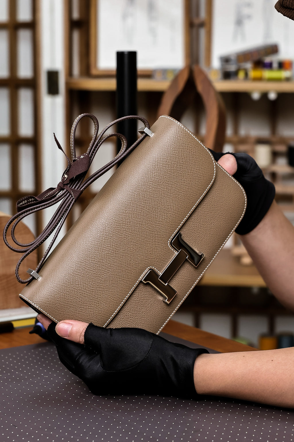 Constance- All Handmade Golden / Sliver Etoupe ep leather