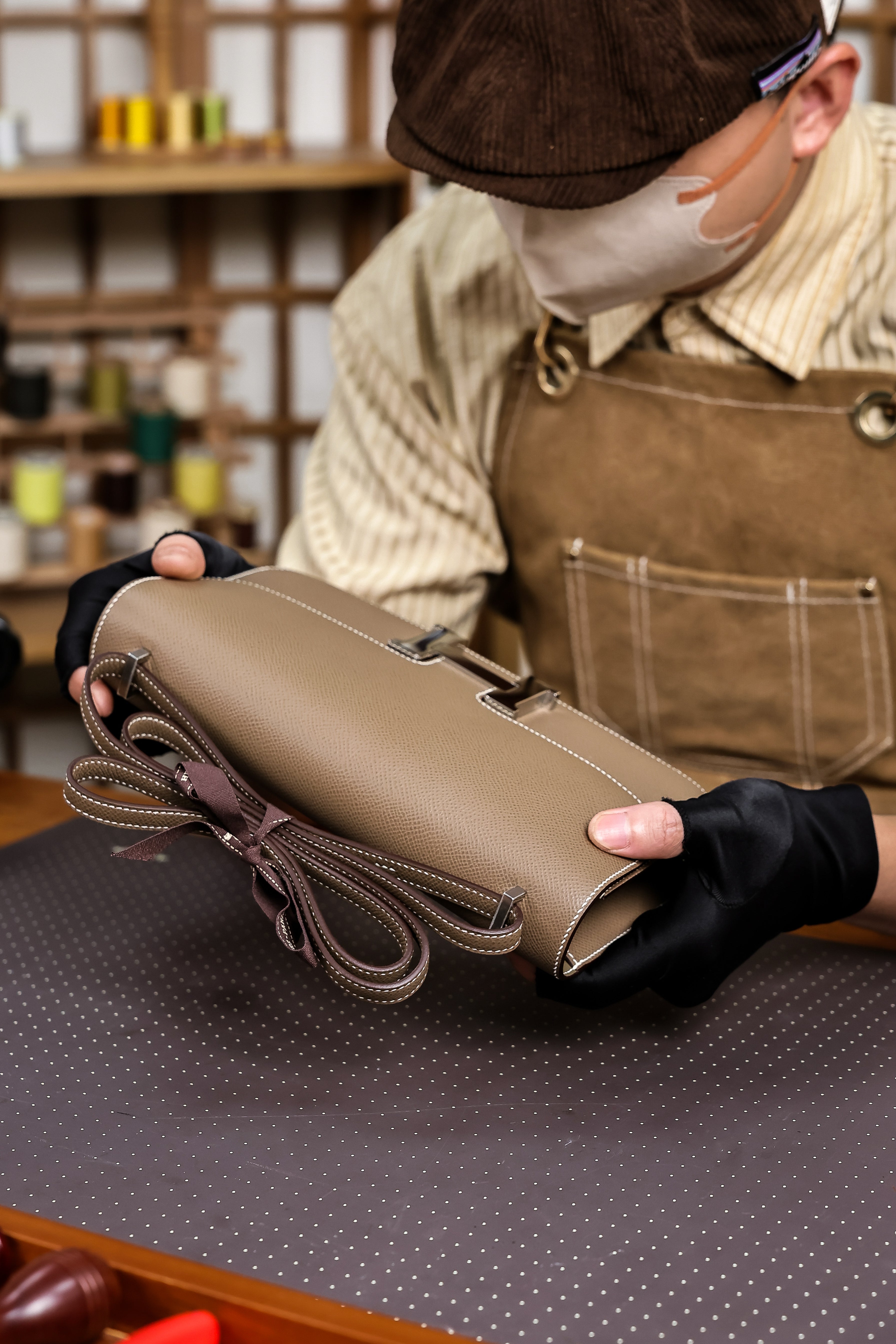 Constance- All Handmade Golden / Sliver Etoupe ep leather