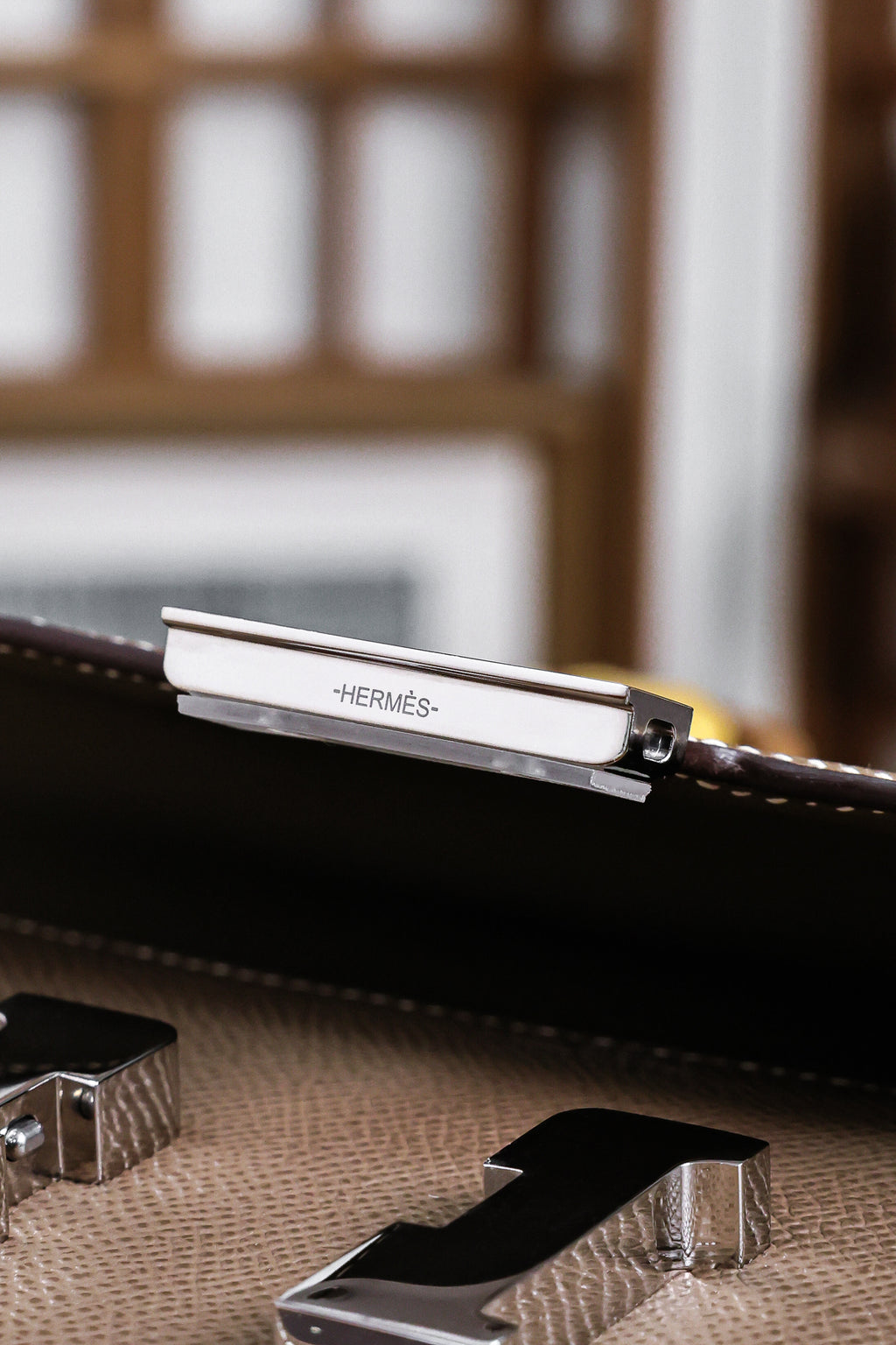 Constance- All Handmade Golden / Sliver Etoupe ep leather