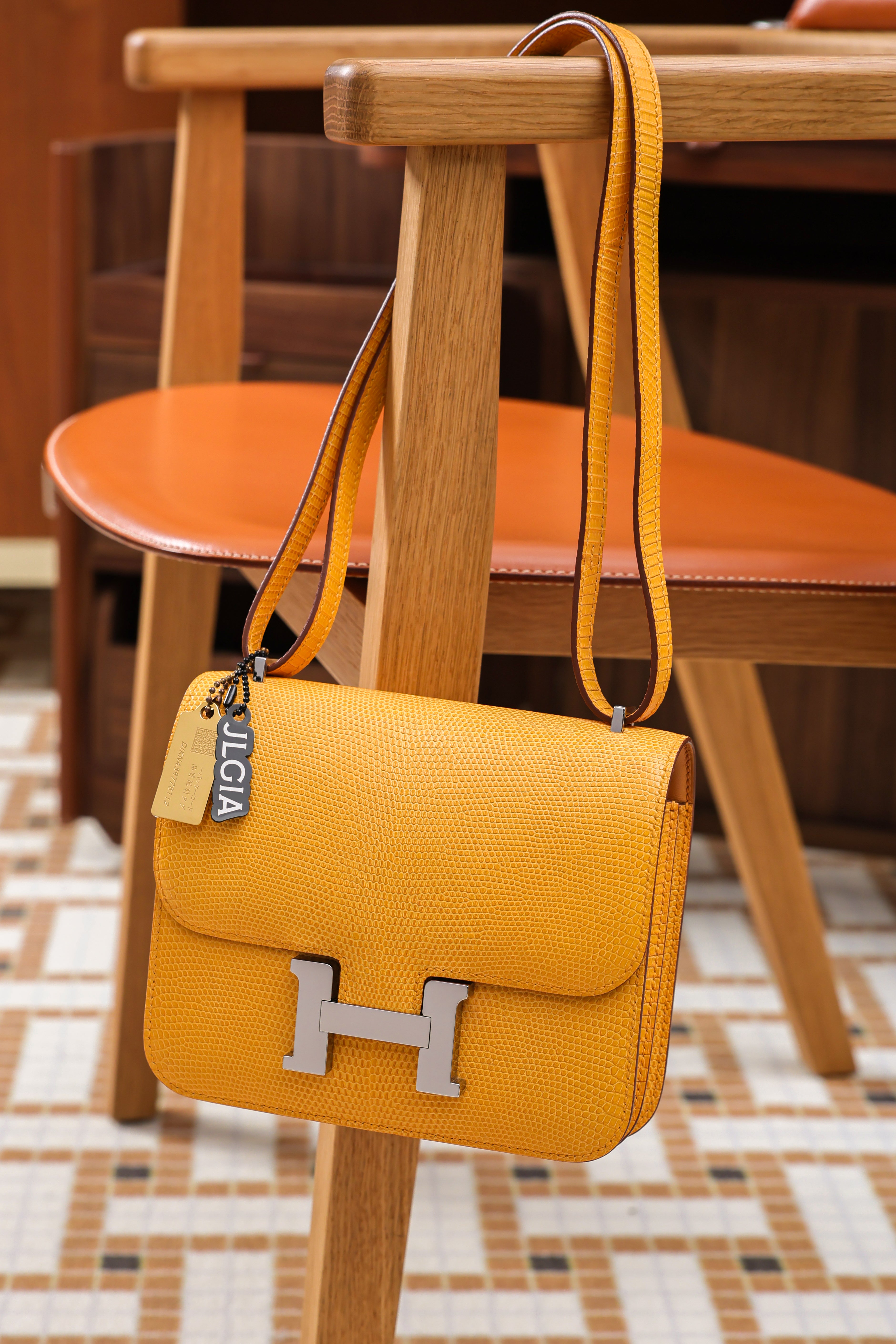 Constance- All Handmade Golden / Sliver Jaune d‘or lizard leather