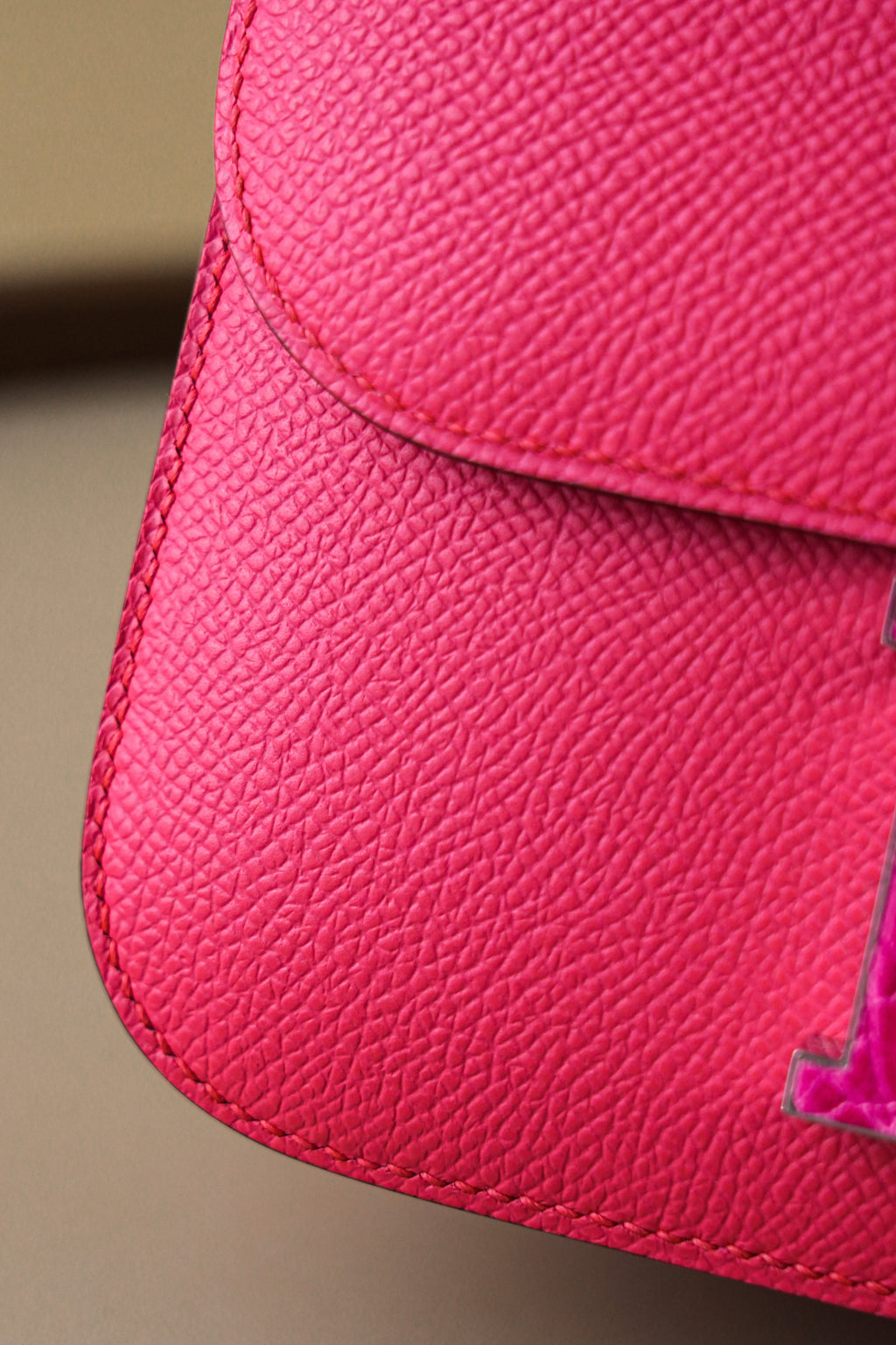 Constance- All Handmade Golden / Sliver Hardware Rose Lipsur Ep/Crocodile eather