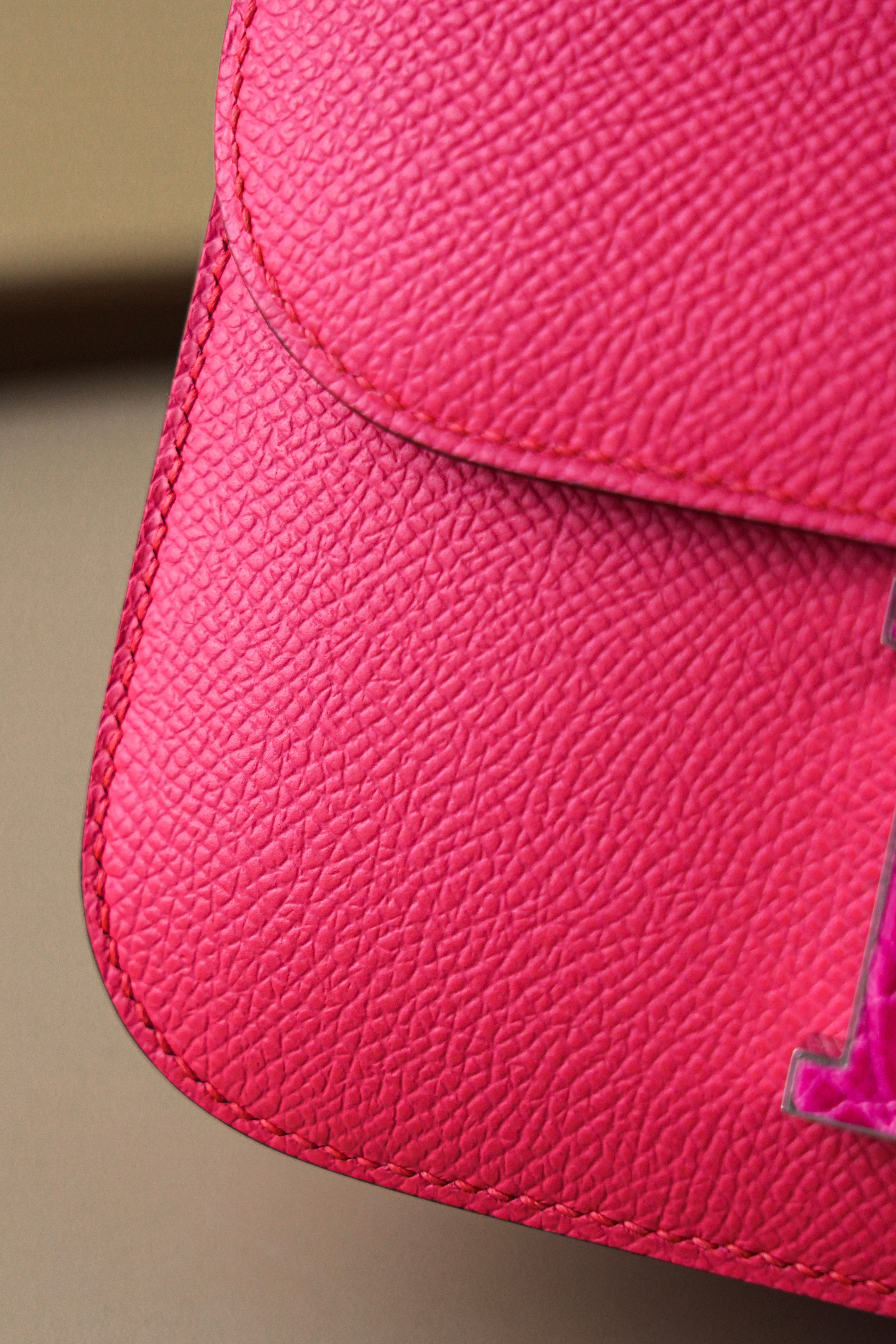 Constance- All Handmade Golden / Sliver Hardware Rose Lipsur Ep/Crocodile eather