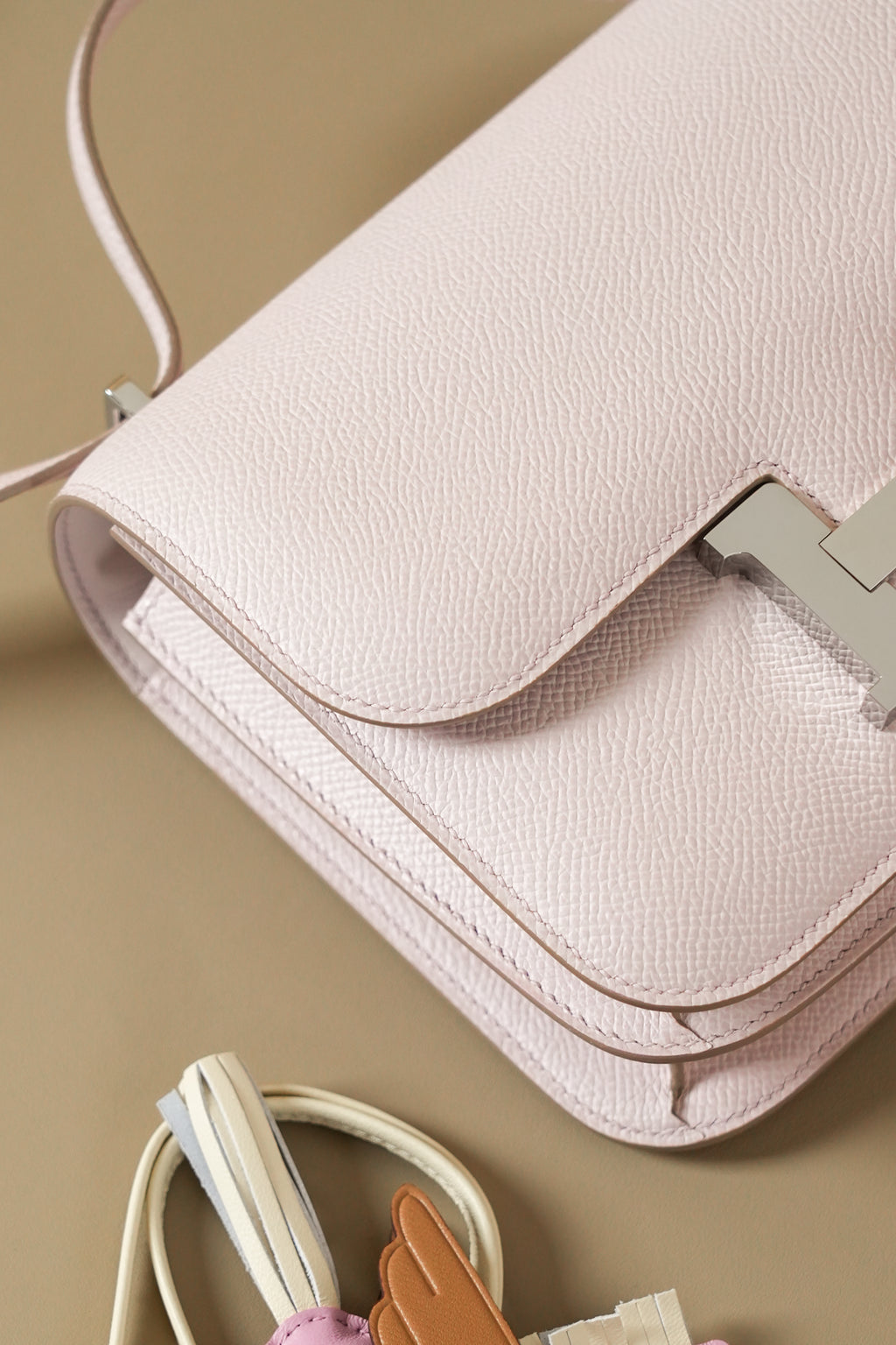 Constance- All Handmade Golden / Sliver Almond powder ep leather