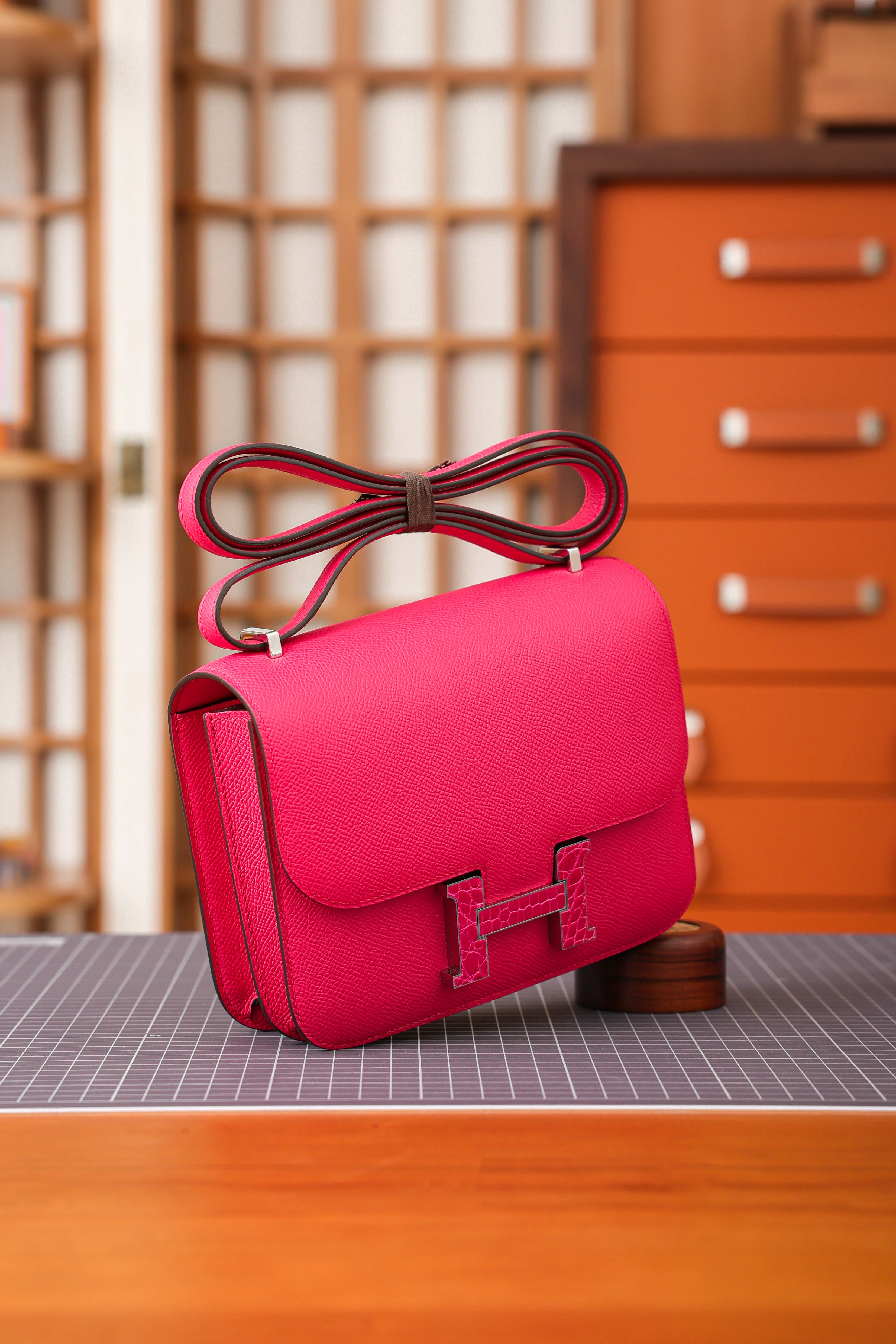 Constance- All Handmade Golden / Sliver Hardware Rose Lipsur Ep/Crocodile eather