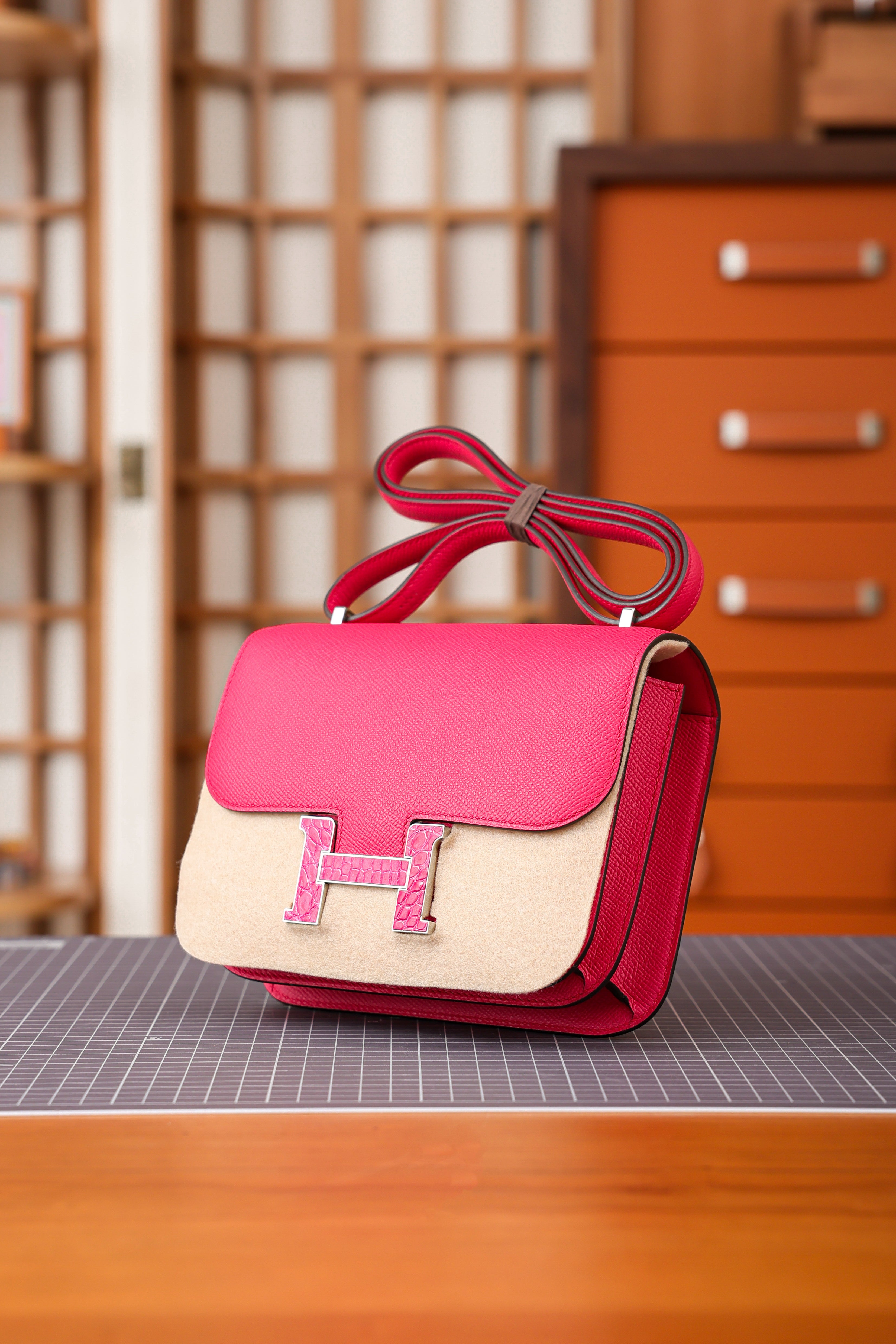 Constance- All Handmade Golden / Sliver Hardware Rose Lipsur Ep/Crocodile eather