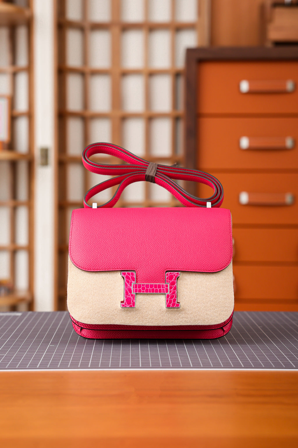 Constance- All Handmade Golden / Sliver Hardware Rose Lipsur Ep/Crocodile eather