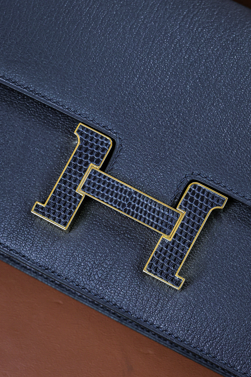 Constance- All Handmade Golden / Sliver  Noir ep/lizard leather